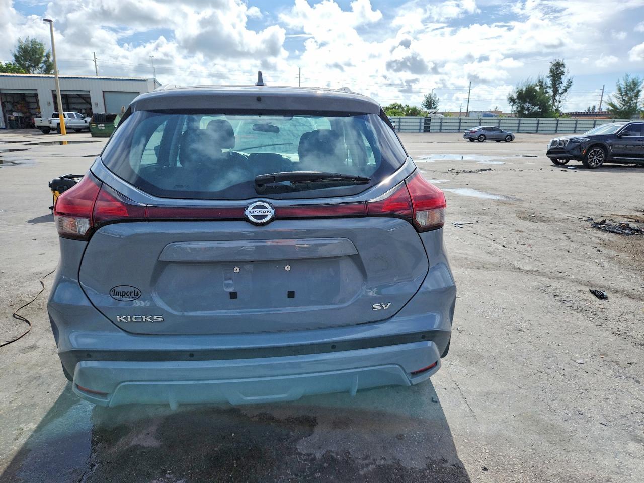 2021 Nissan Kicks Sv Gray vin: 3N1CP5CV7ML559537