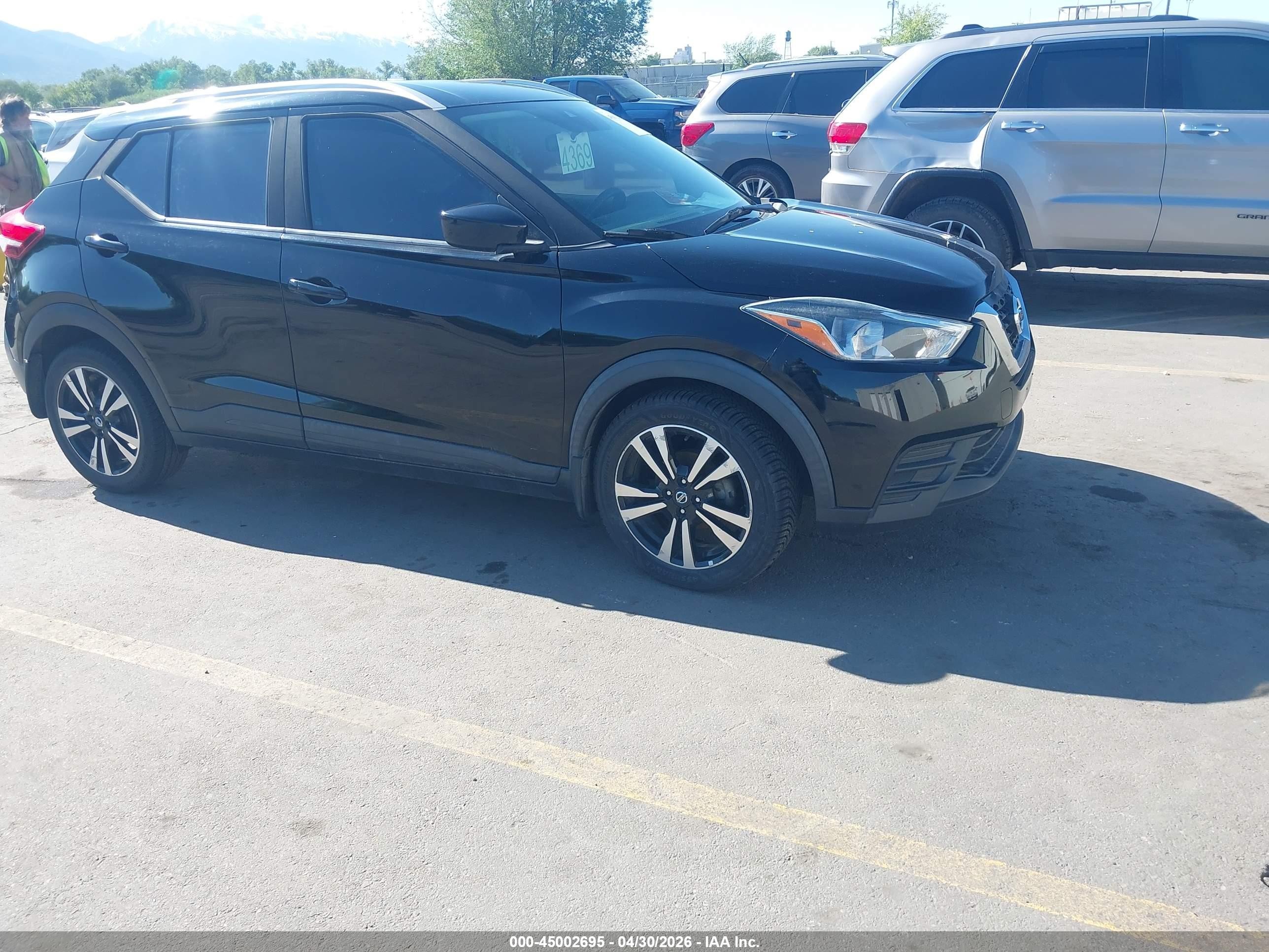 2020 Nissan Kicks Sv Xtronic Cvt Черный vin: 3N1CP5CV8LL486225