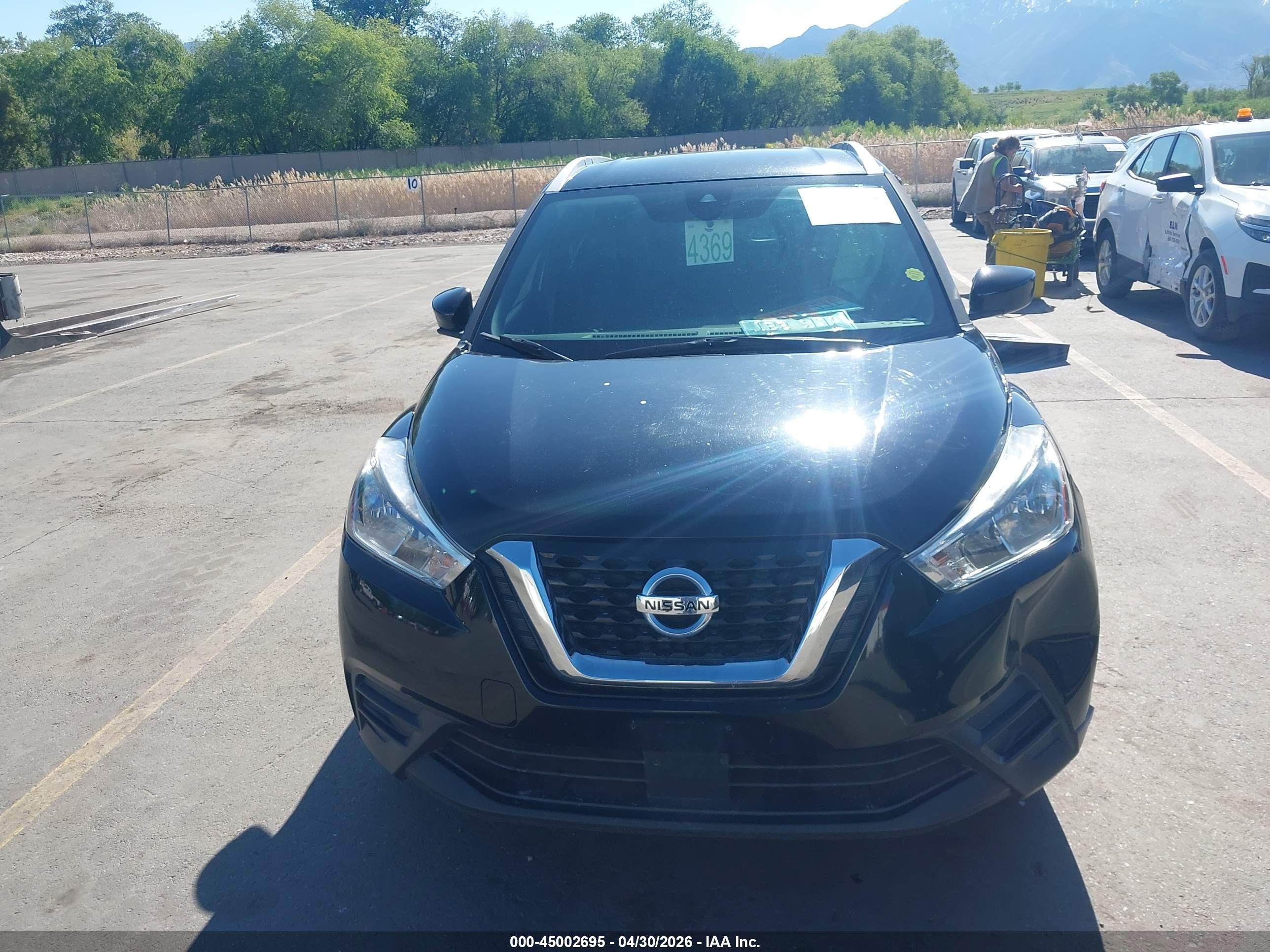 2020 Nissan Kicks Sv Xtronic Cvt Черный vin: 3N1CP5CV8LL486225