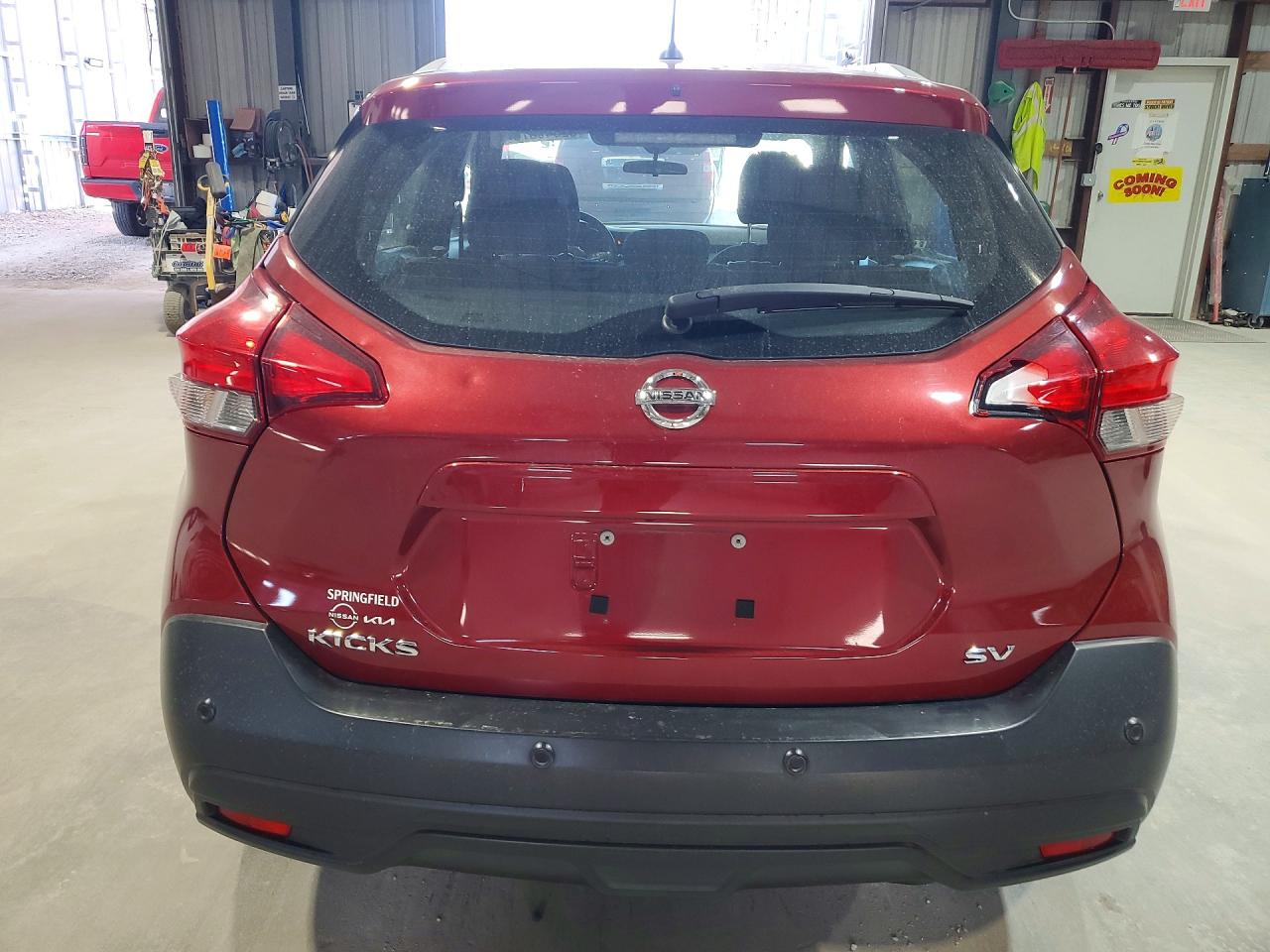 2020 Nissan Kicks Sv Burgundy vin: 3N1CP5CV8LL526707