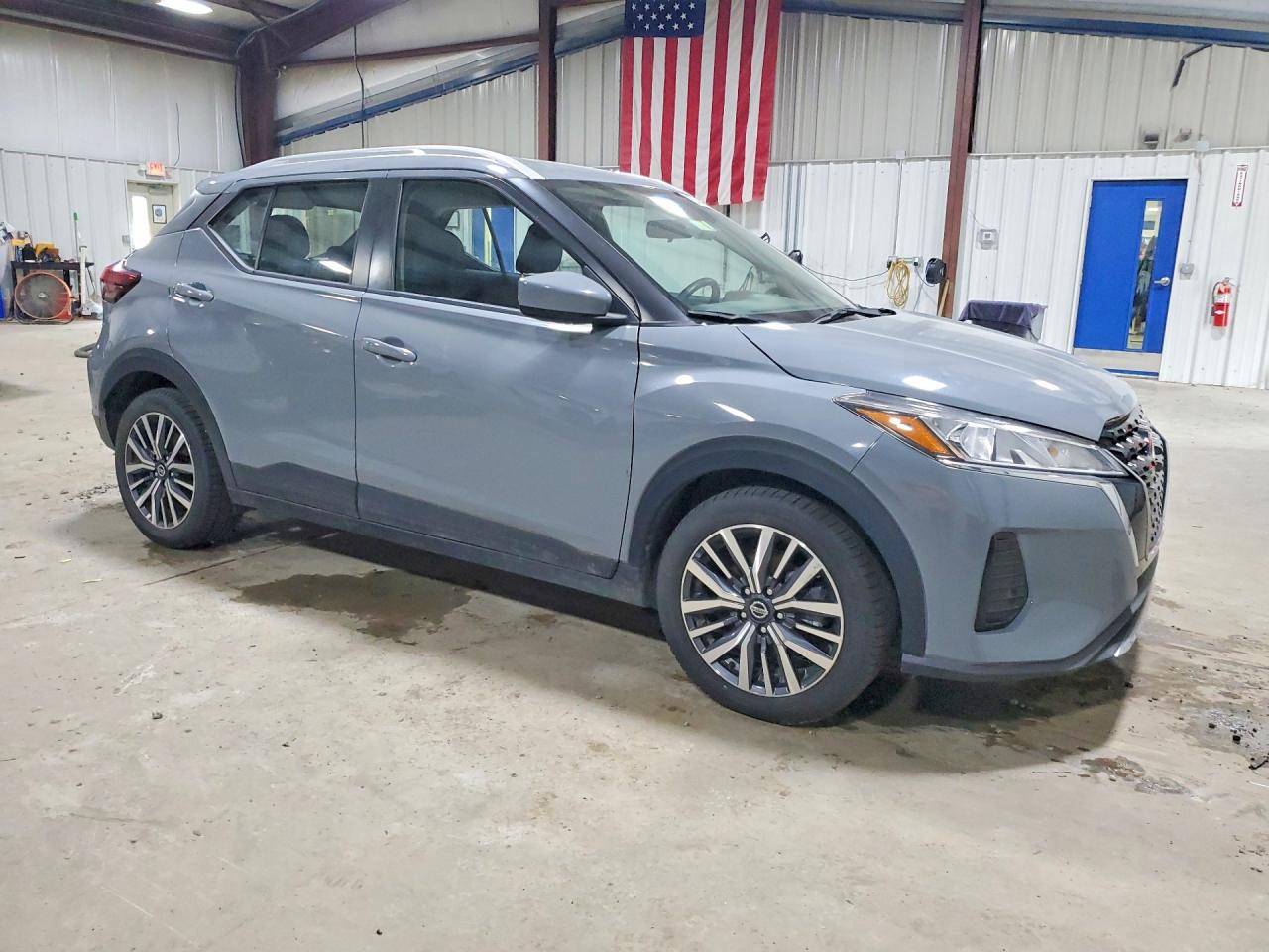 2022 Nissan Kicks Sv Gray vin: 3N1CP5CV9NL523835