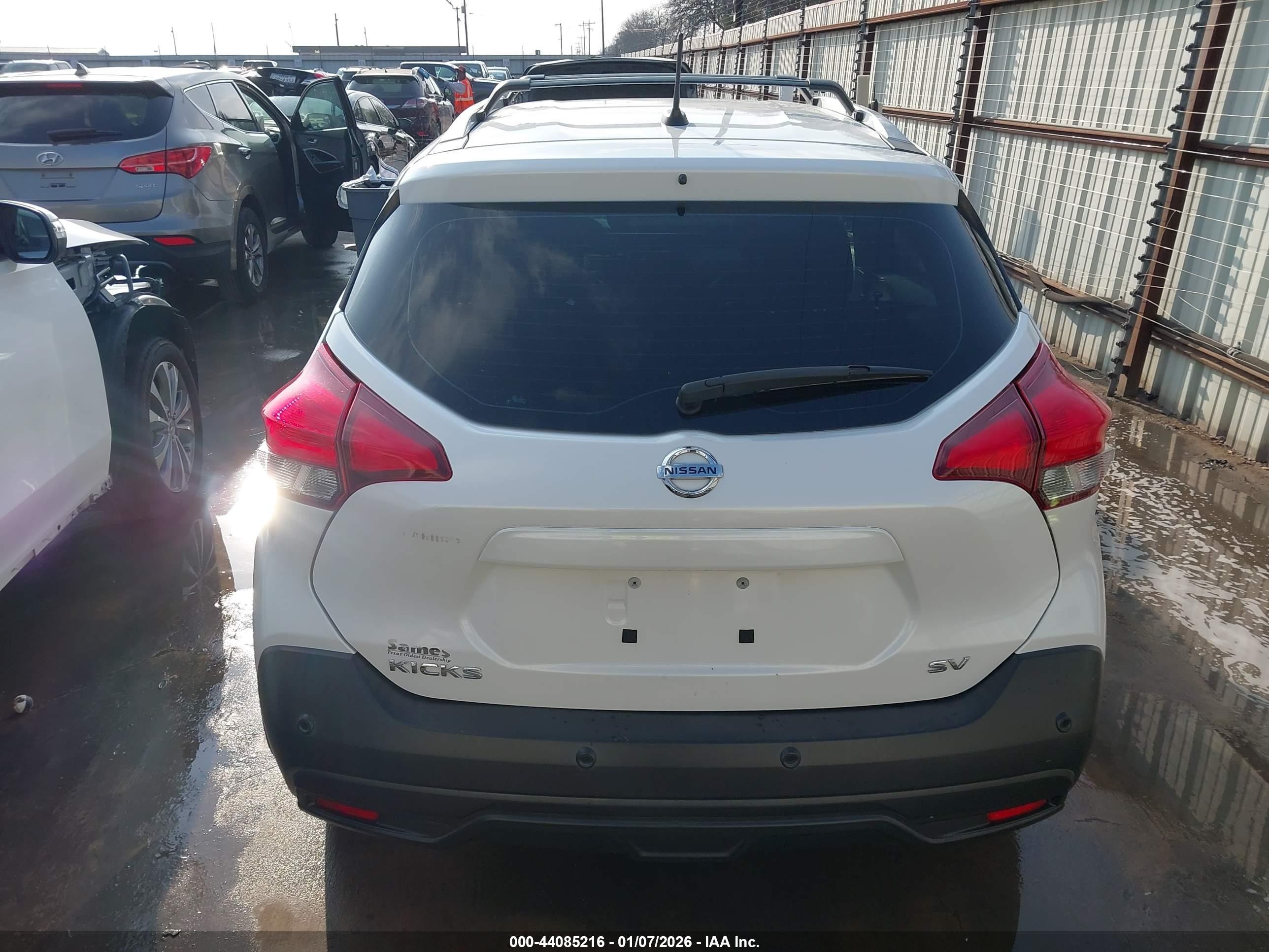 2020 Nissan Kicks Sv Xtronic Cvt Белый vin: 3N1CP5CVXLL509617