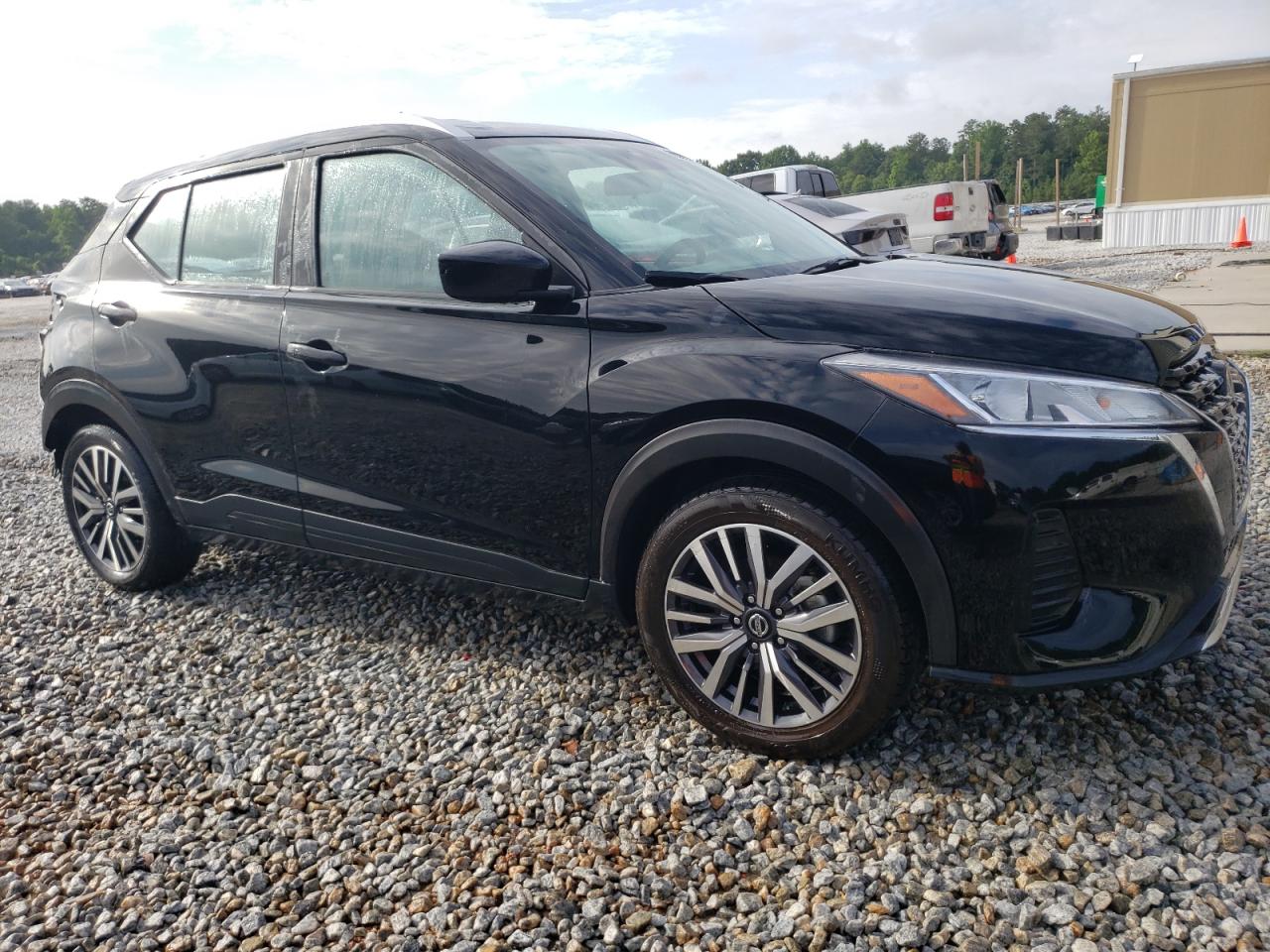 2021 Nissan Kicks Sv Черный vin: 3N1CP5CVXML482422