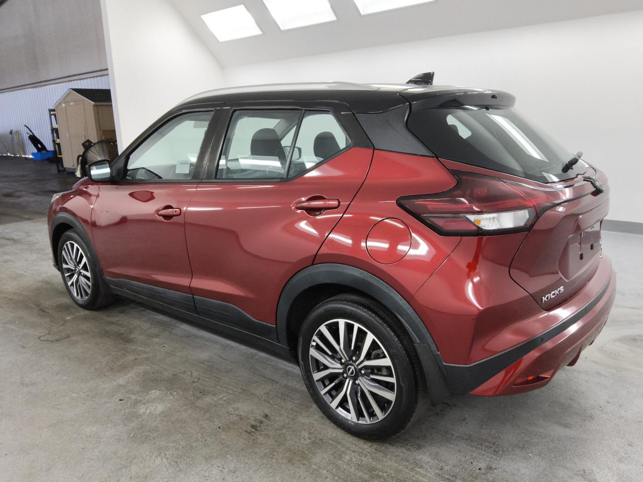 2022 Nissan Kicks Sv Red vin: 3N1CP5CVXNL493986 Damage: Trunk Release, Broken, Replacement Required