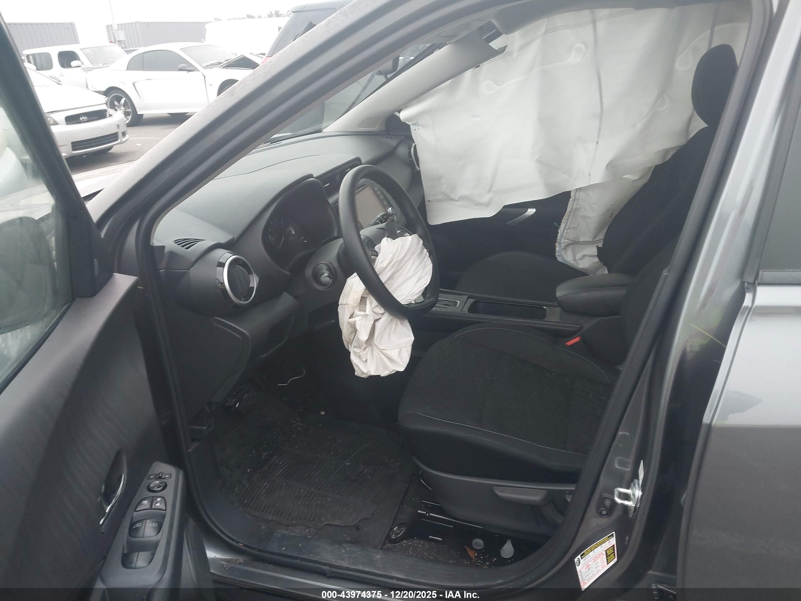 2024 Nissan Kicks Sv Xtronic Cvt Gray vin: 3N1CP5CVXRL483724