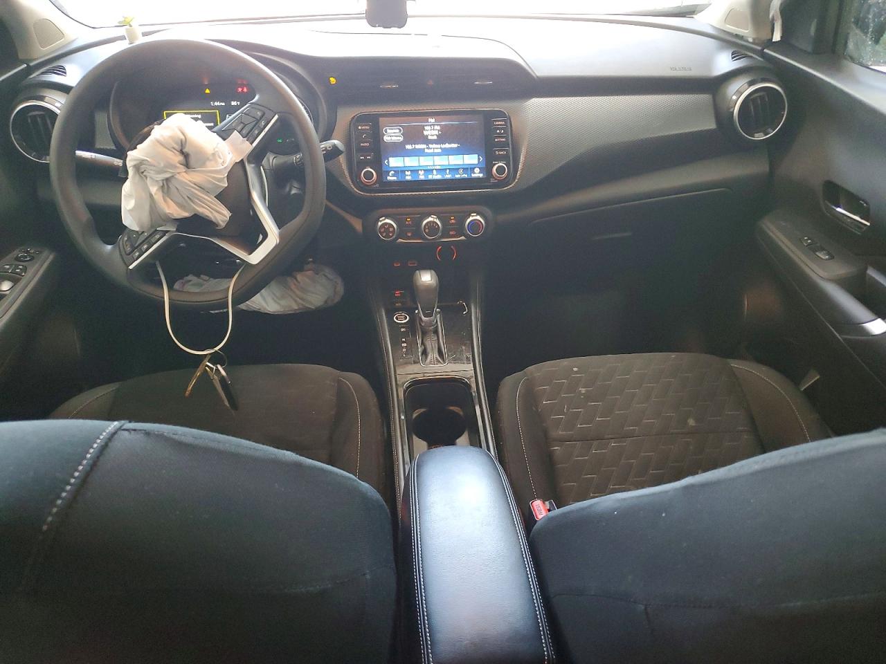 2024 Nissan Kicks Sv White vin: 3N1CP5CVXRL562116