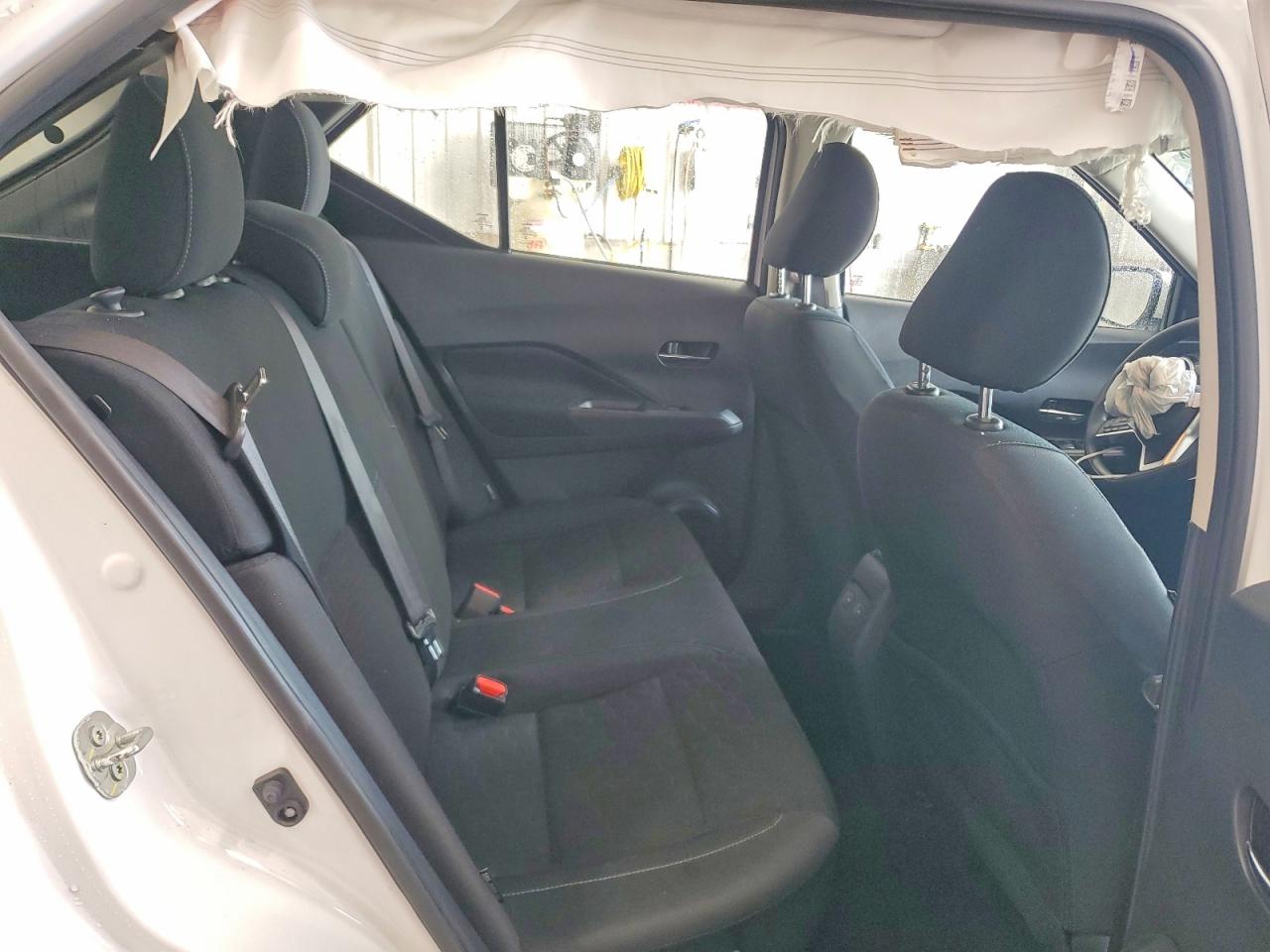 2024 Nissan Kicks Sv White vin: 3N1CP5CVXRL562116