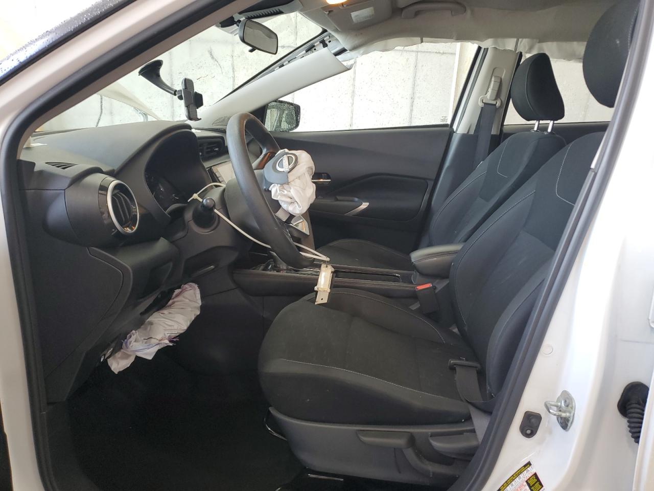 2024 Nissan Kicks Sv White vin: 3N1CP5CVXRL562116 Damage: Air Bags, Deployed, Replacement Required