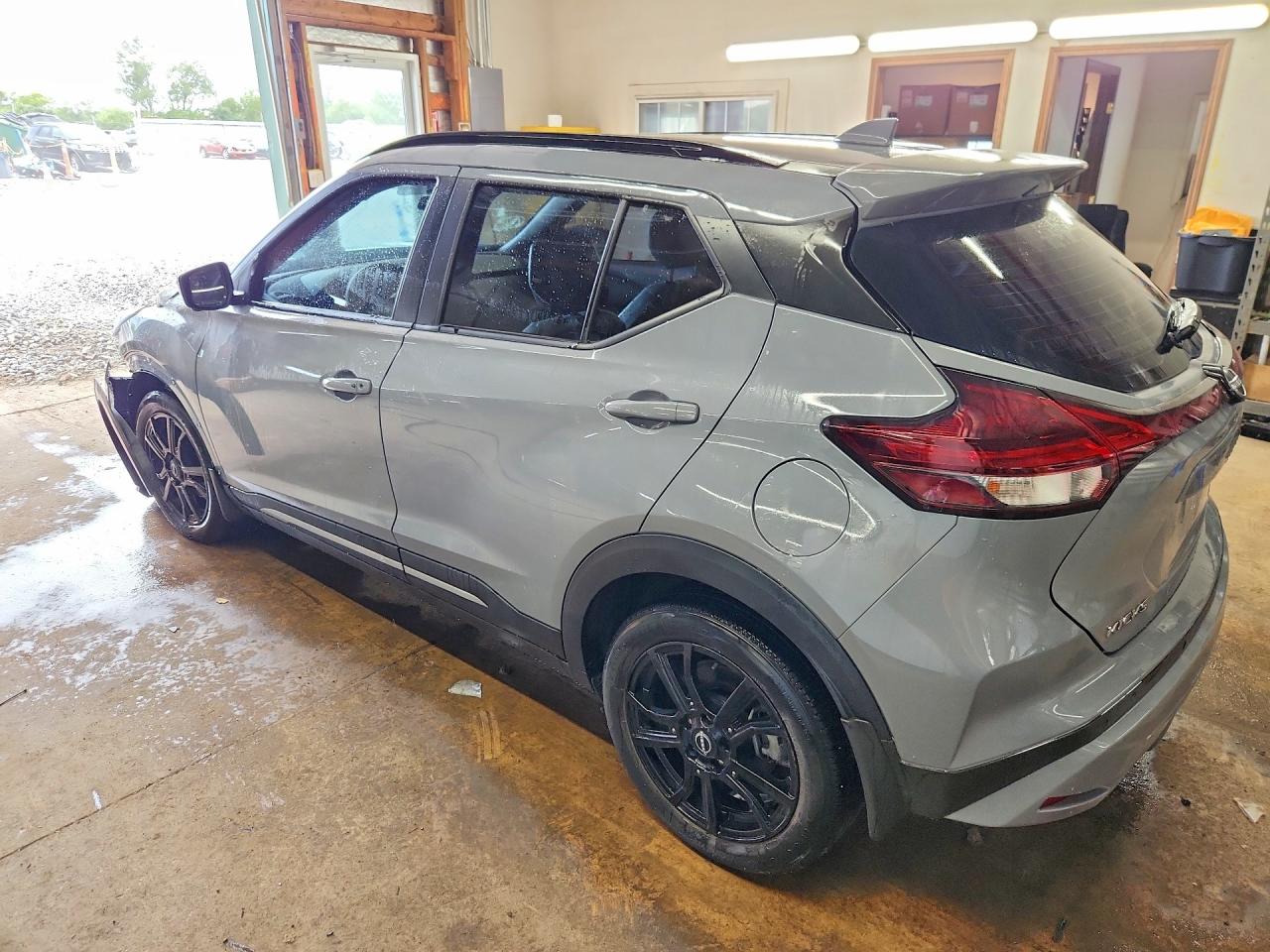 2024 Nissan Kicks Sr Gray vin: 3N1CP5DV0RL487280