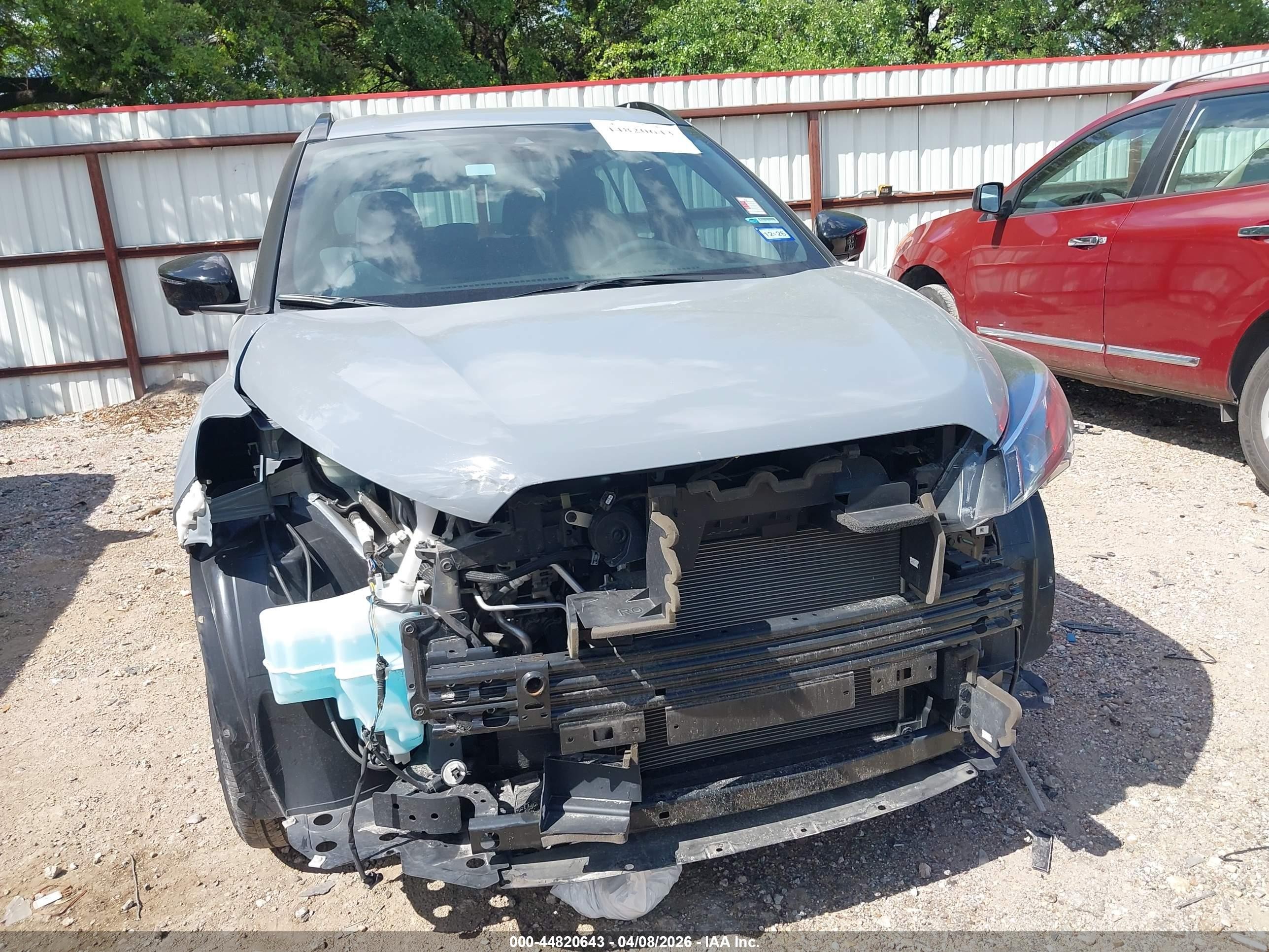 2024 Nissan Kicks Sr Xtronic Cvt Gray vin: 3N1CP5DV1RL482699