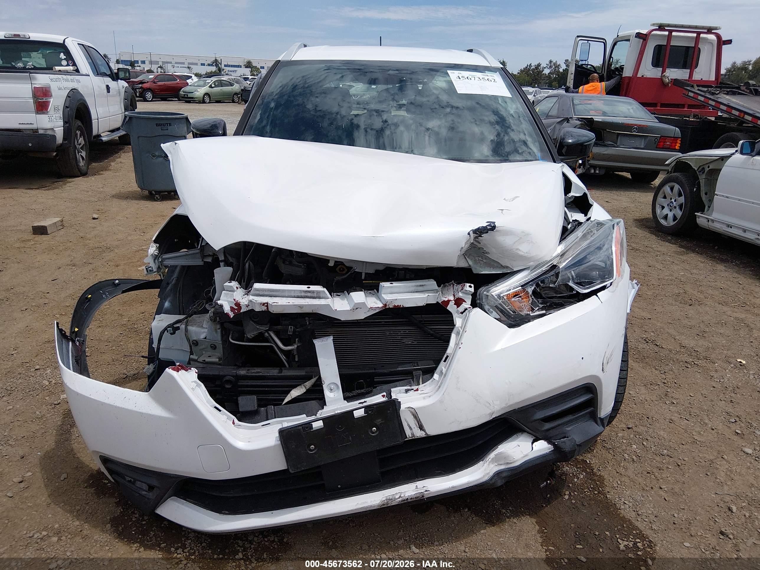 2020 Nissan Kicks Sr Xtronic Cvt Белый vin: 3N1CP5DV2LL532906