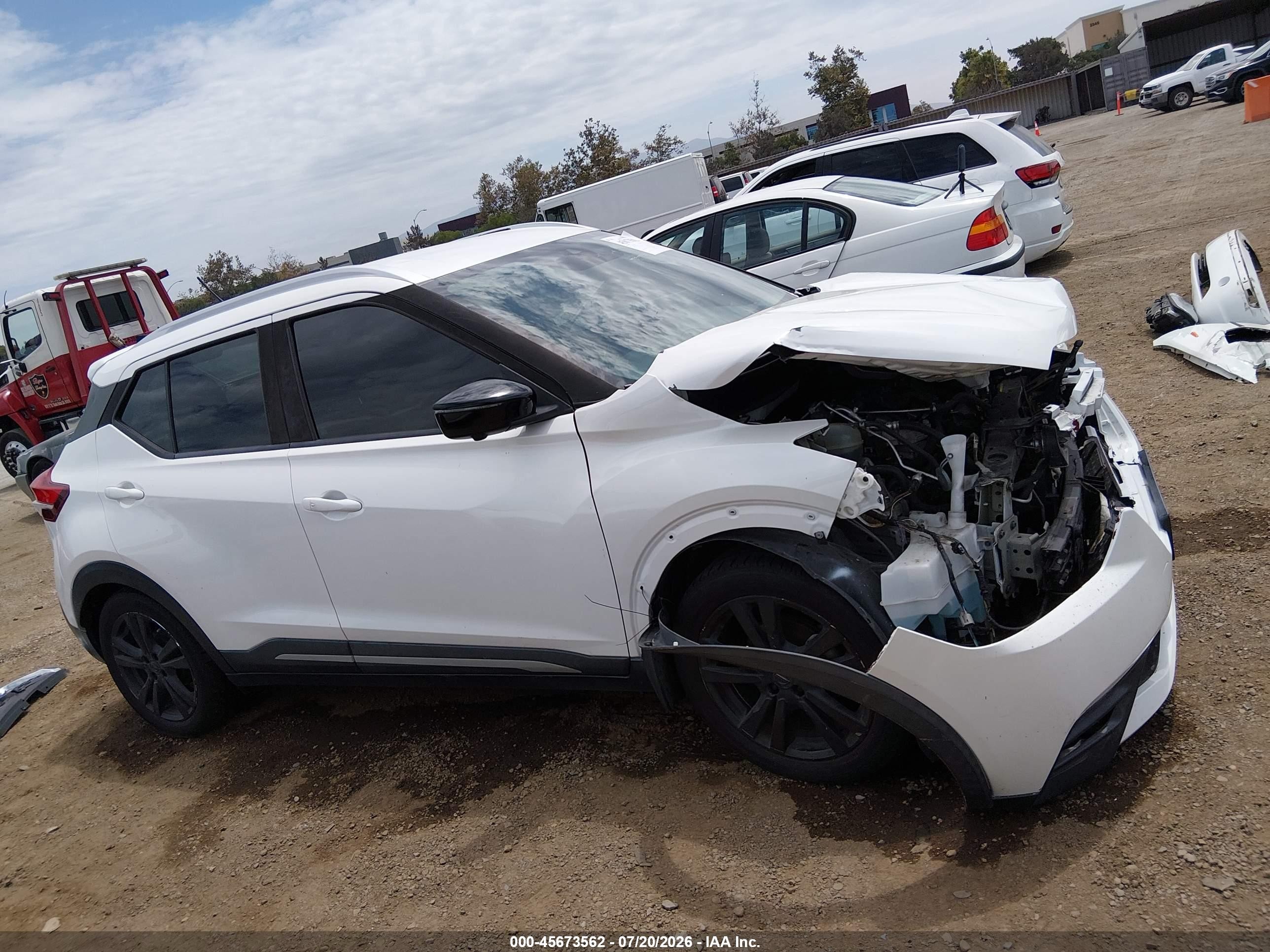 2020 Nissan Kicks Sr Xtronic Cvt Белый vin: 3N1CP5DV2LL532906