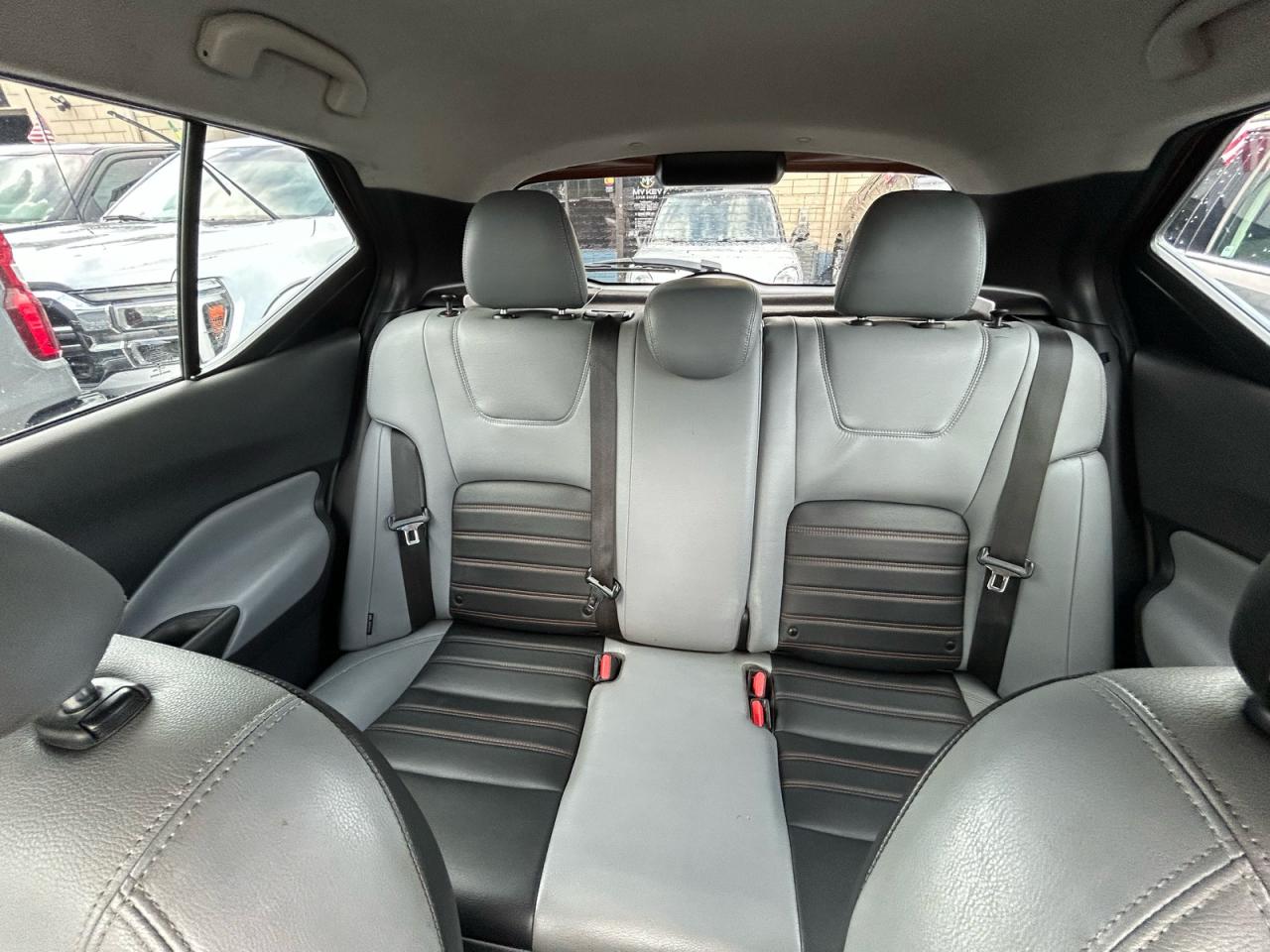 2021 Nissan Kicks Sr Orange vin: 3N1CP5DV3ML496564