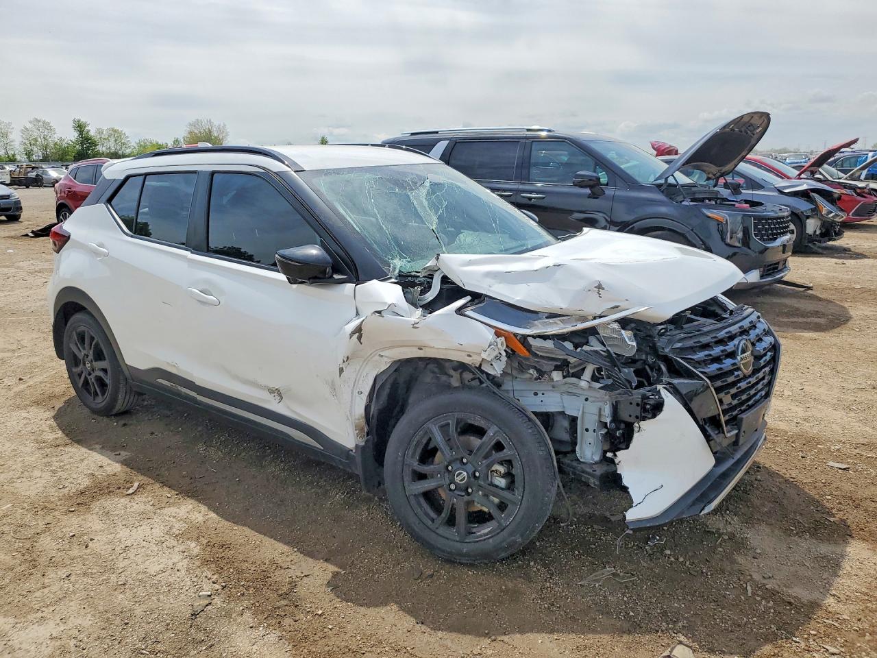 2021 Nissan Kicks Sr White vin: 3N1CP5DV3ML525271