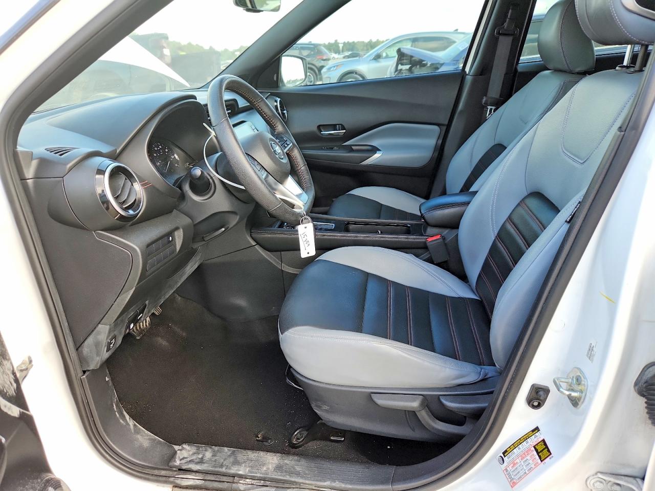 2021 Nissan Kicks Sr White vin: 3N1CP5DV3ML526906
