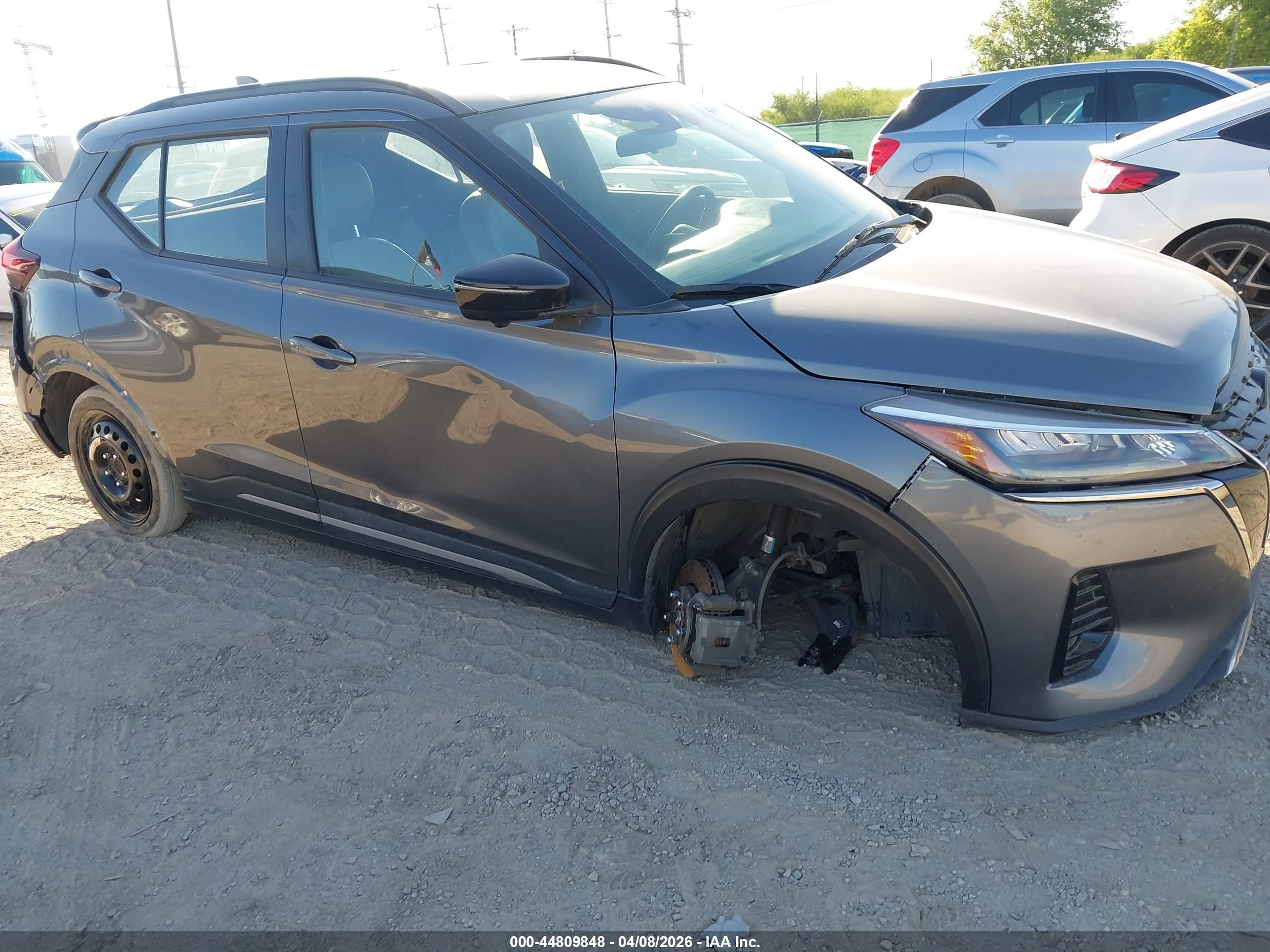 2021 Nissan Kicks Sr Xtronic Cvt Серый vin: 3N1CP5DV3ML541955