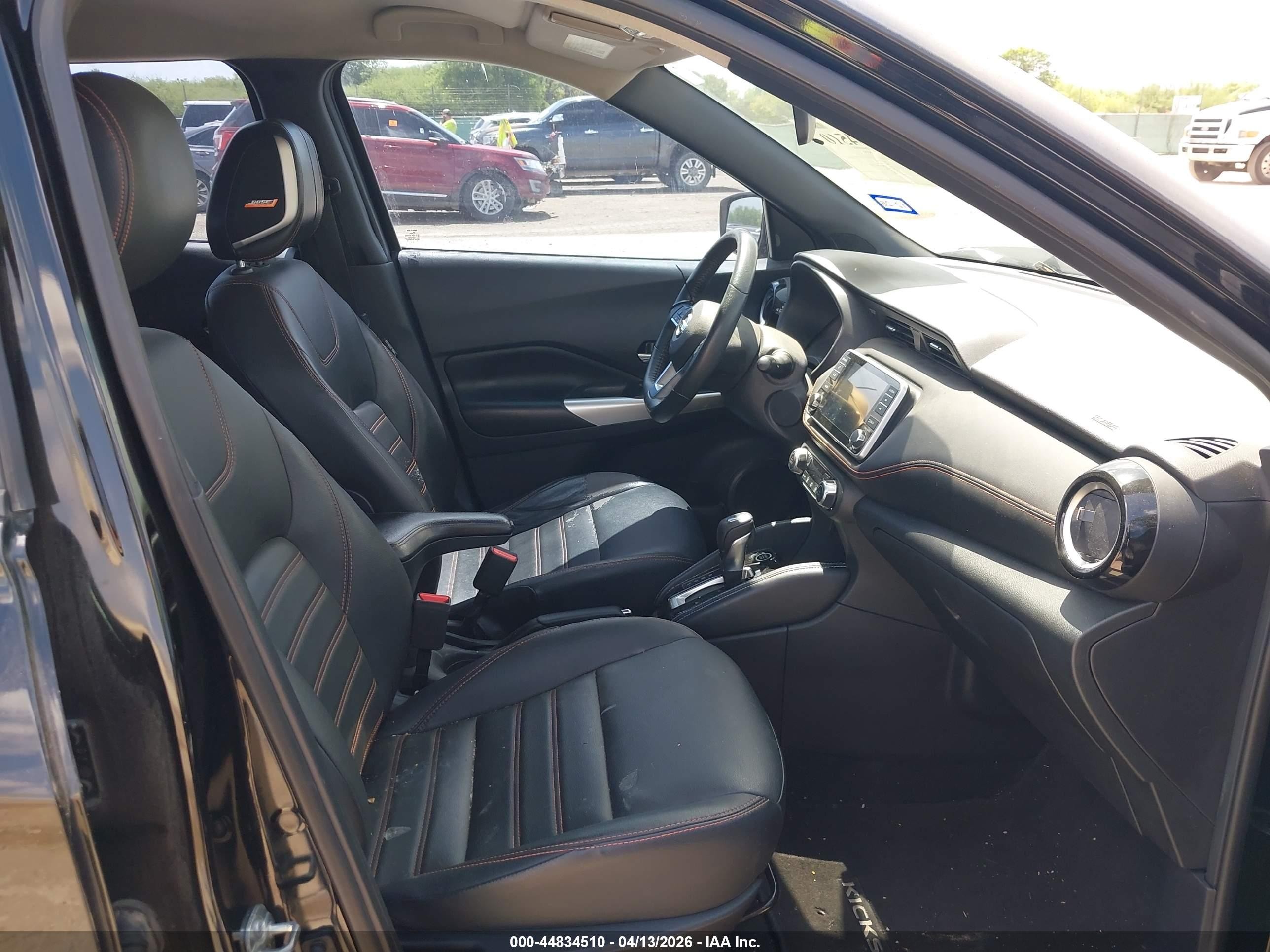 2020 Nissan Kicks Sr Xtronic Cvt Черный vin: 3N1CP5DV4LL496314