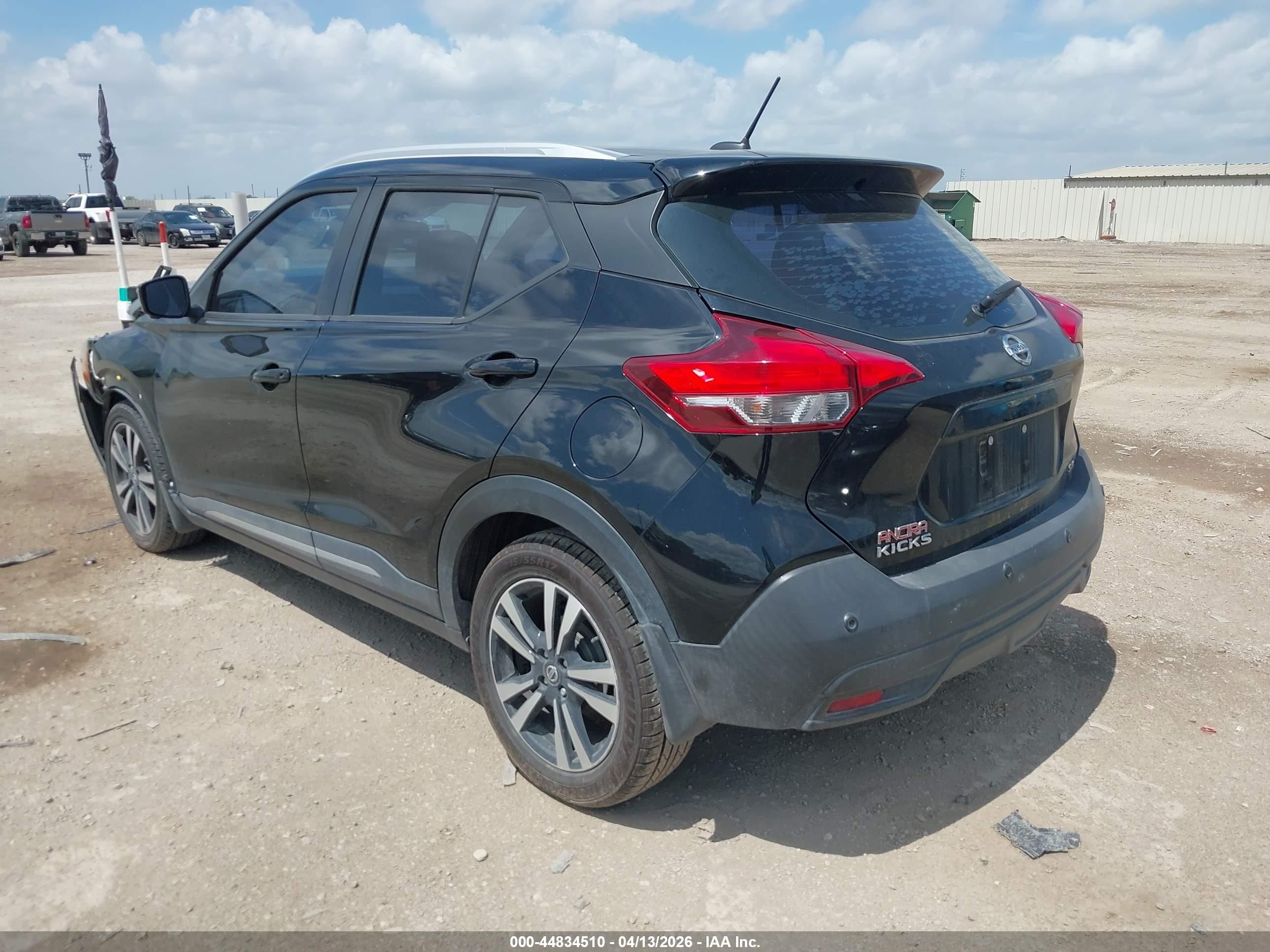 2020 Nissan Kicks Sr Xtronic Cvt Черный vin: 3N1CP5DV4LL496314