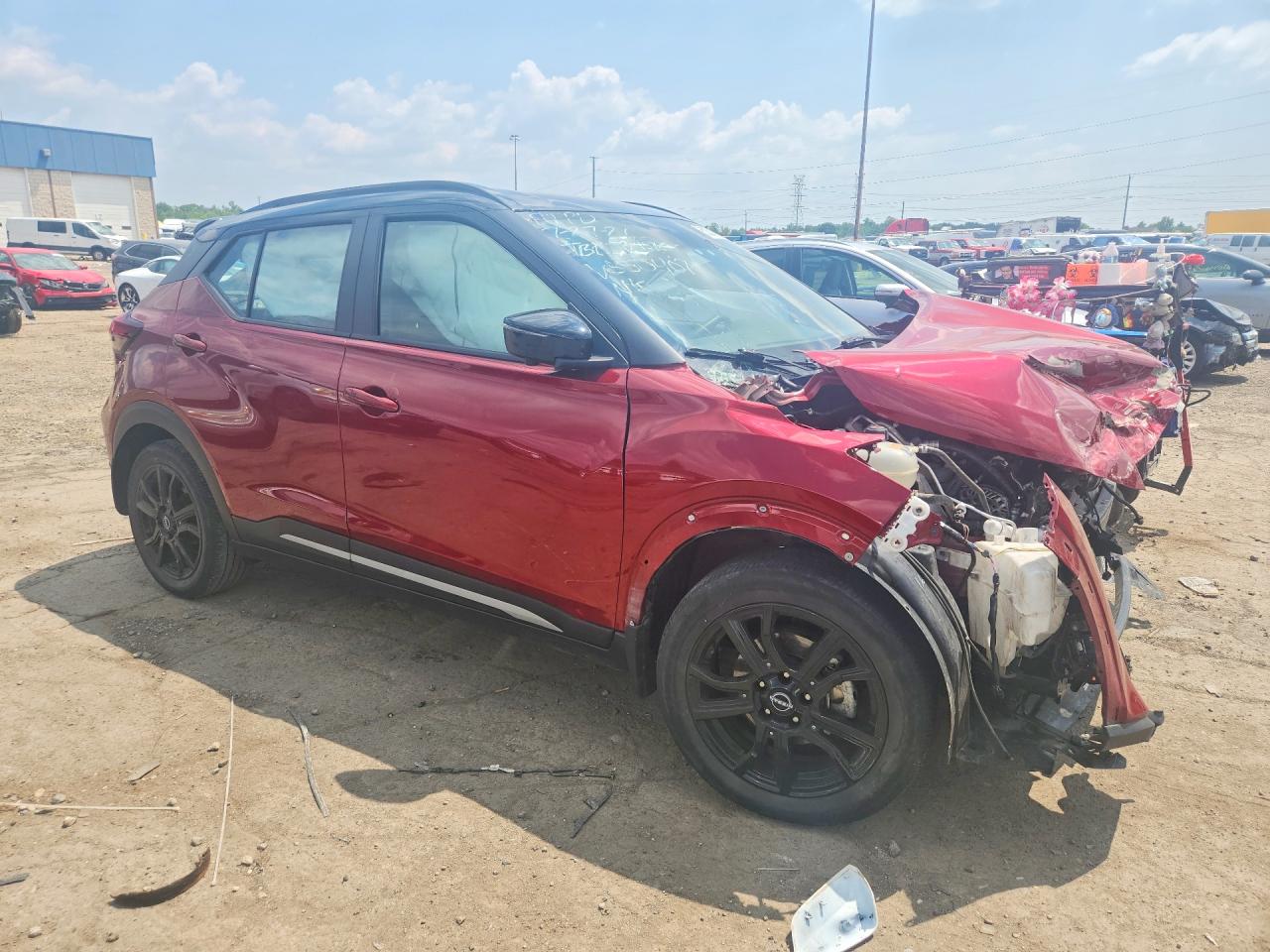2023 Nissan Kicks Sr Red vin: 3N1CP5DV4PL550409