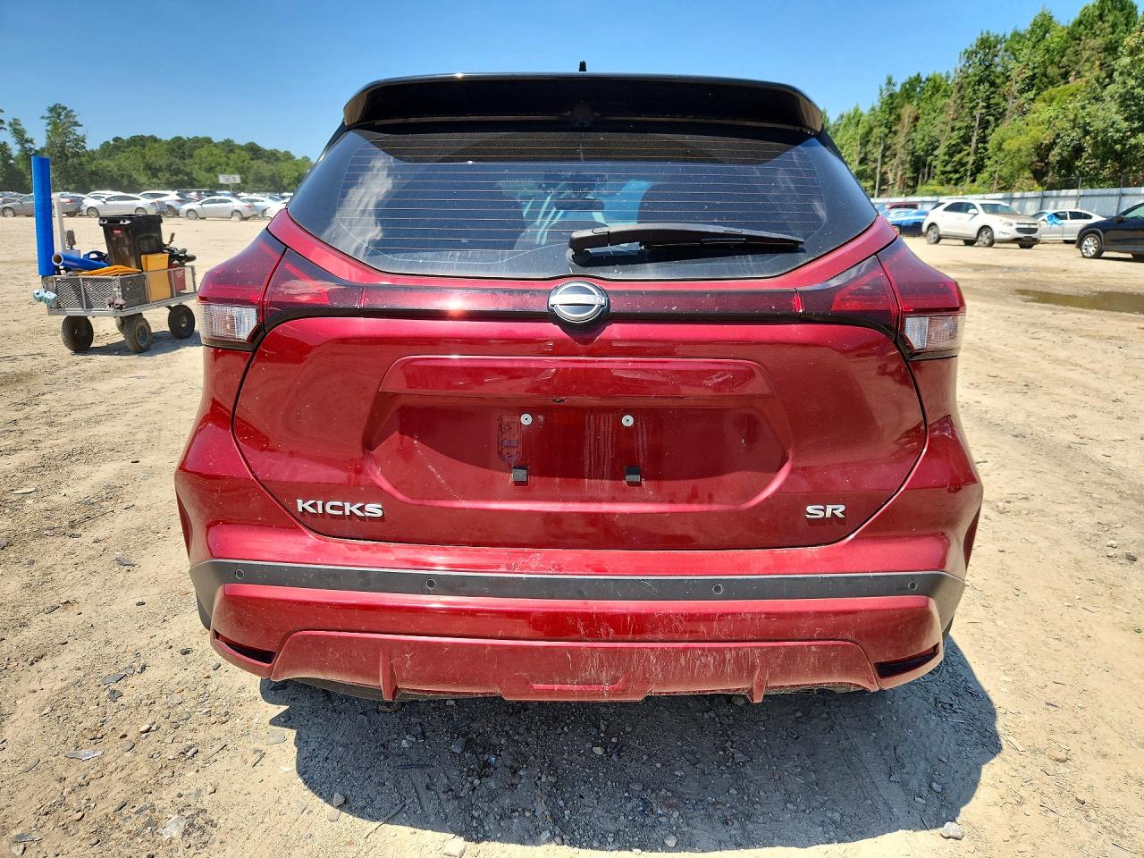 2024 Nissan Kicks Sr Красный vin: 3N1CP5DV4RL568427