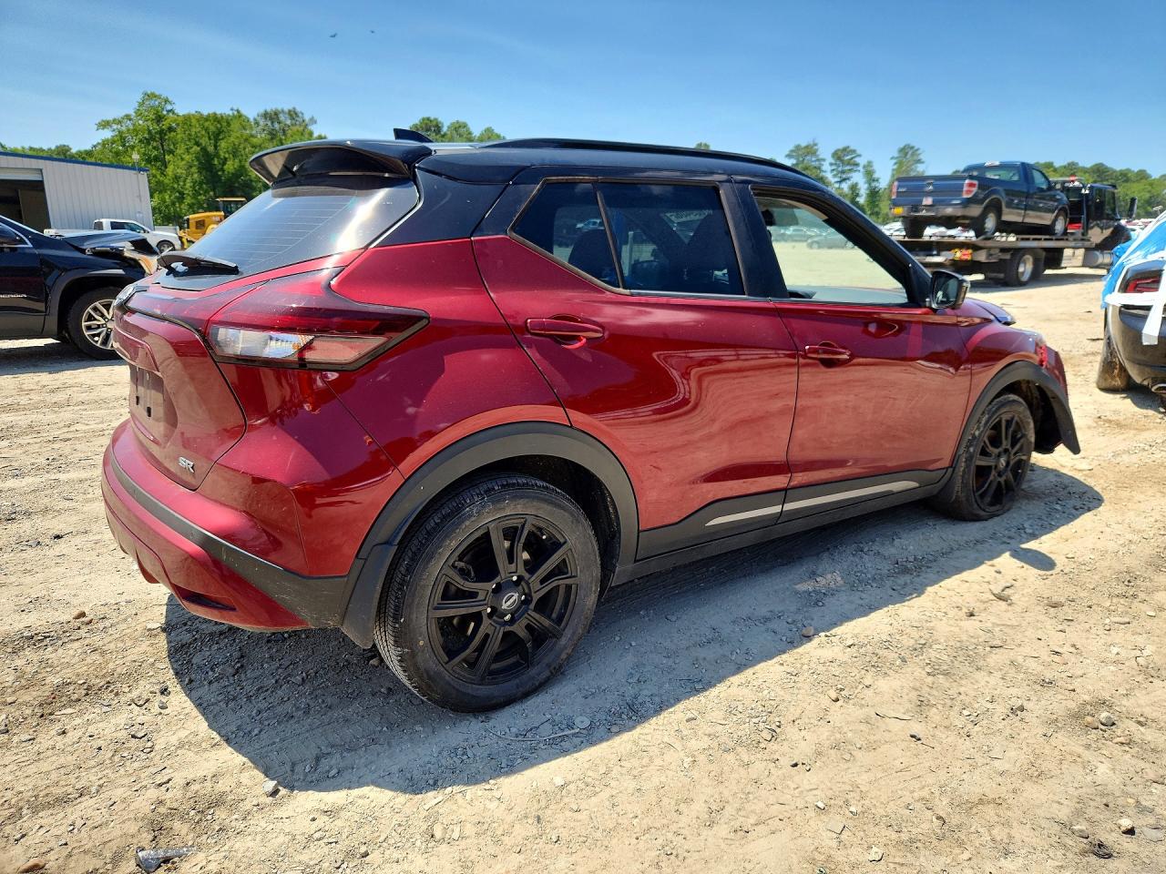 2024 Nissan Kicks Sr Красный vin: 3N1CP5DV4RL568427