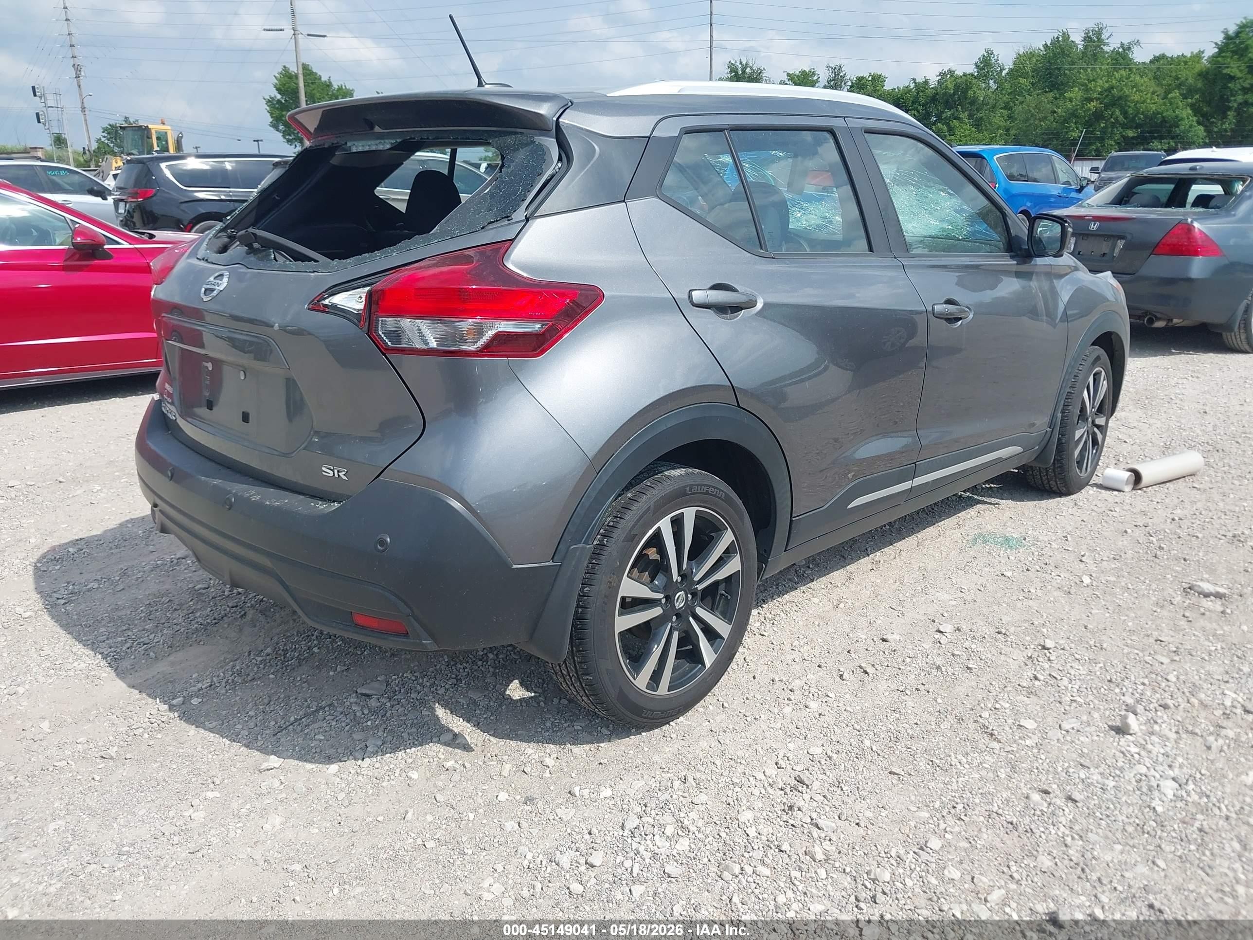 2020 Nissan Kicks Sr Xtronic Cvt Gray vin: 3N1CP5DV5LL538327