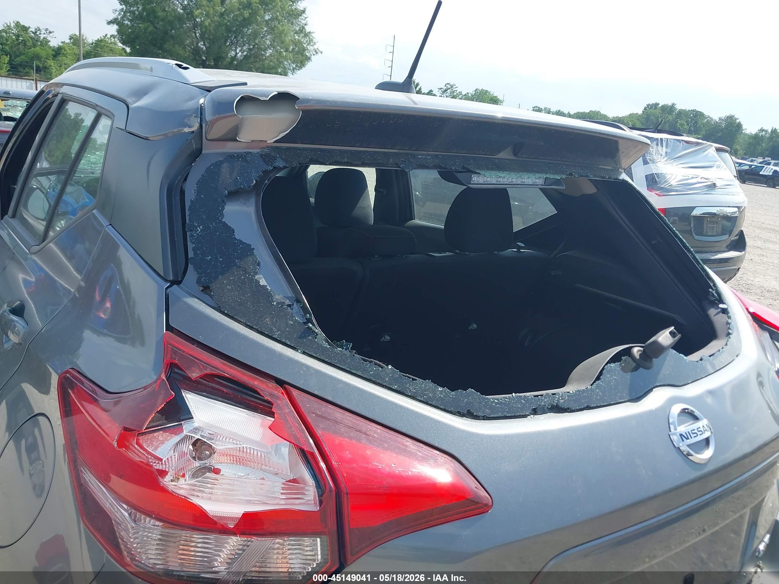 2020 Nissan Kicks Sr Xtronic Cvt Gray vin: 3N1CP5DV5LL538327