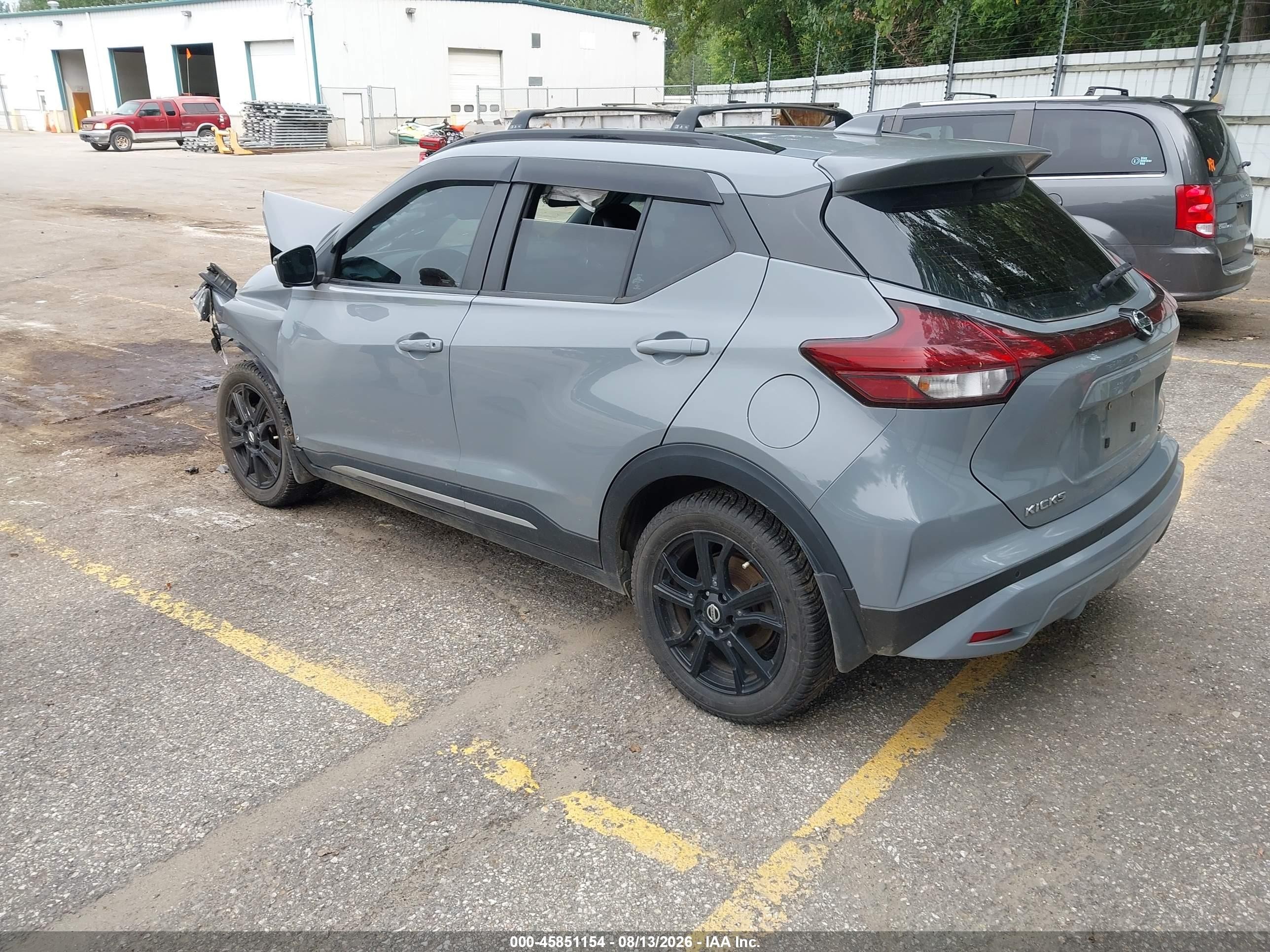 2021 Nissan Kicks Sr Xtronic Cvt Gray vin: 3N1CP5DV6ML556644