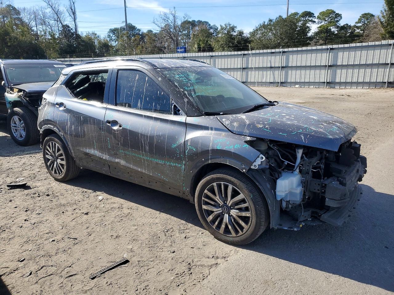 2023 Nissan Kicks Sr Gray vin: 3N1CP5DV6PL526225