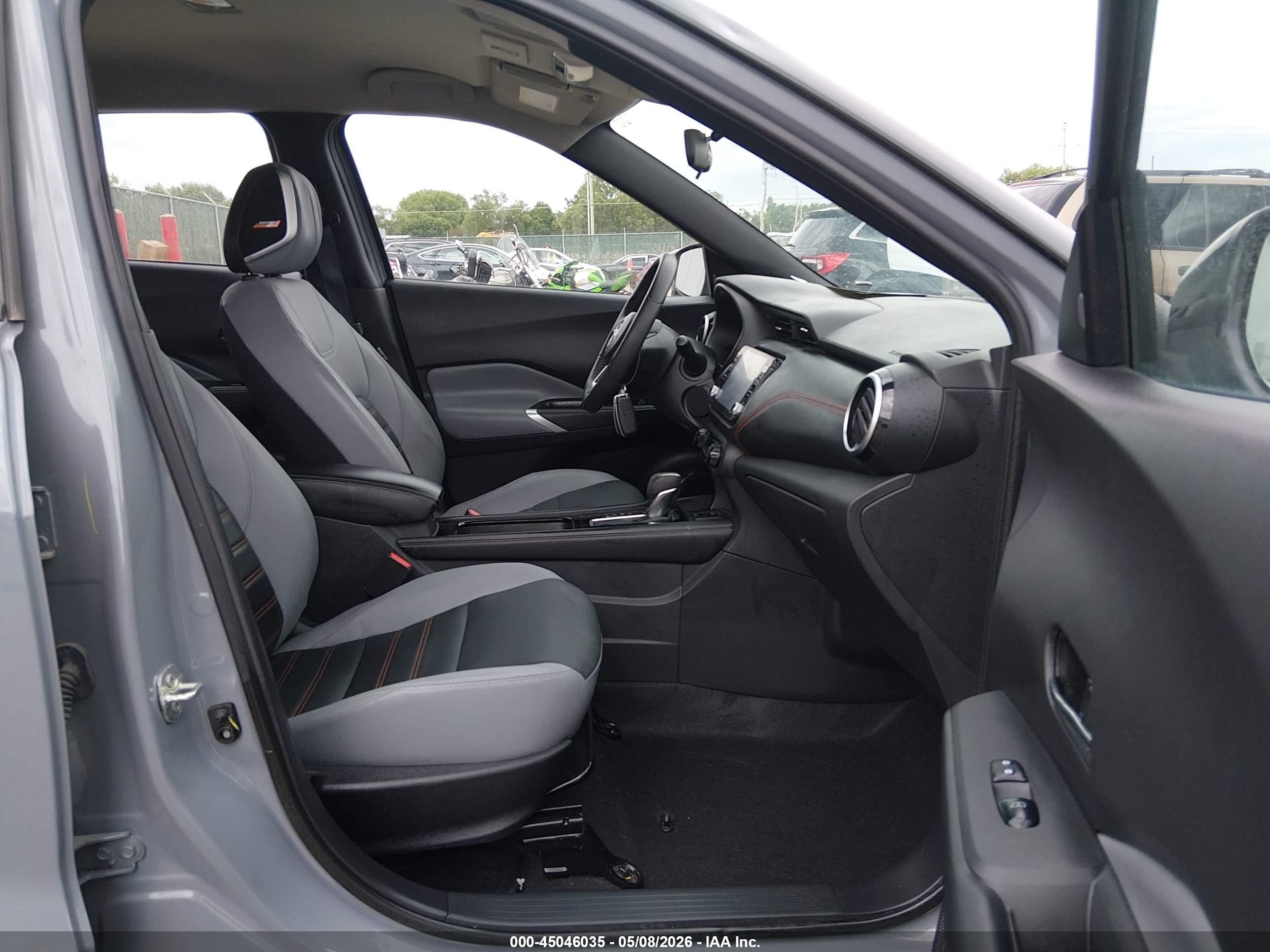 2024 Nissan Kicks Sr Xtronic Cvt Gray vin: 3N1CP5DV6RL473870