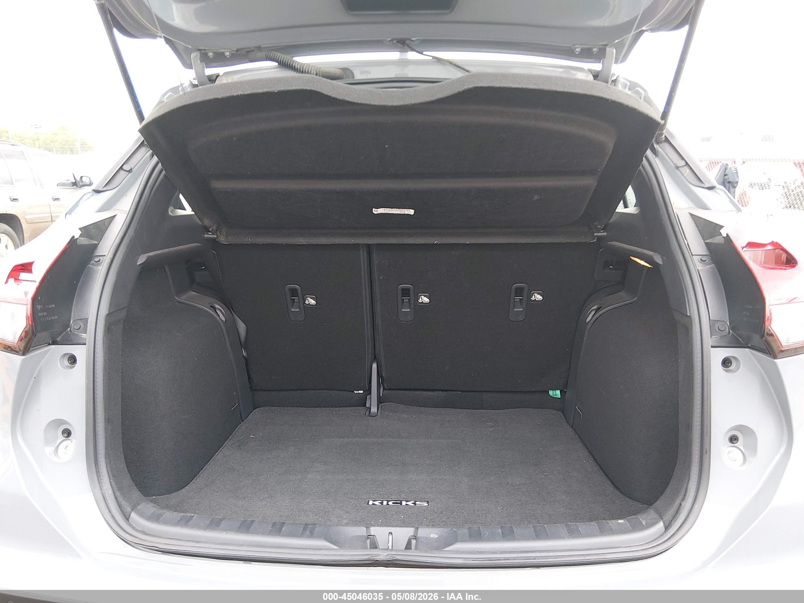 2024 Nissan Kicks Sr Xtronic Cvt Gray vin: 3N1CP5DV6RL473870