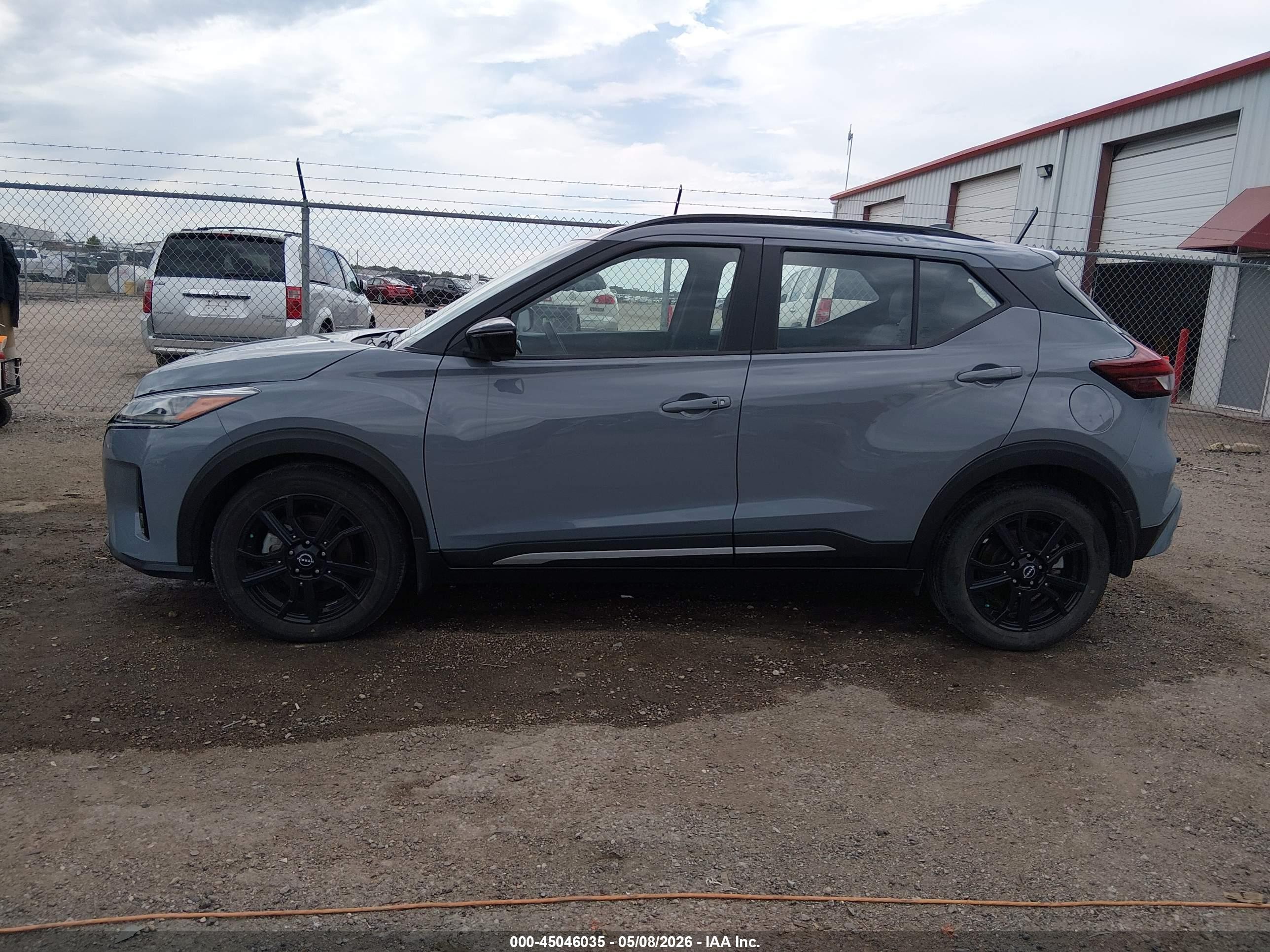 2024 Nissan Kicks Sr Xtronic Cvt Gray vin: 3N1CP5DV6RL473870