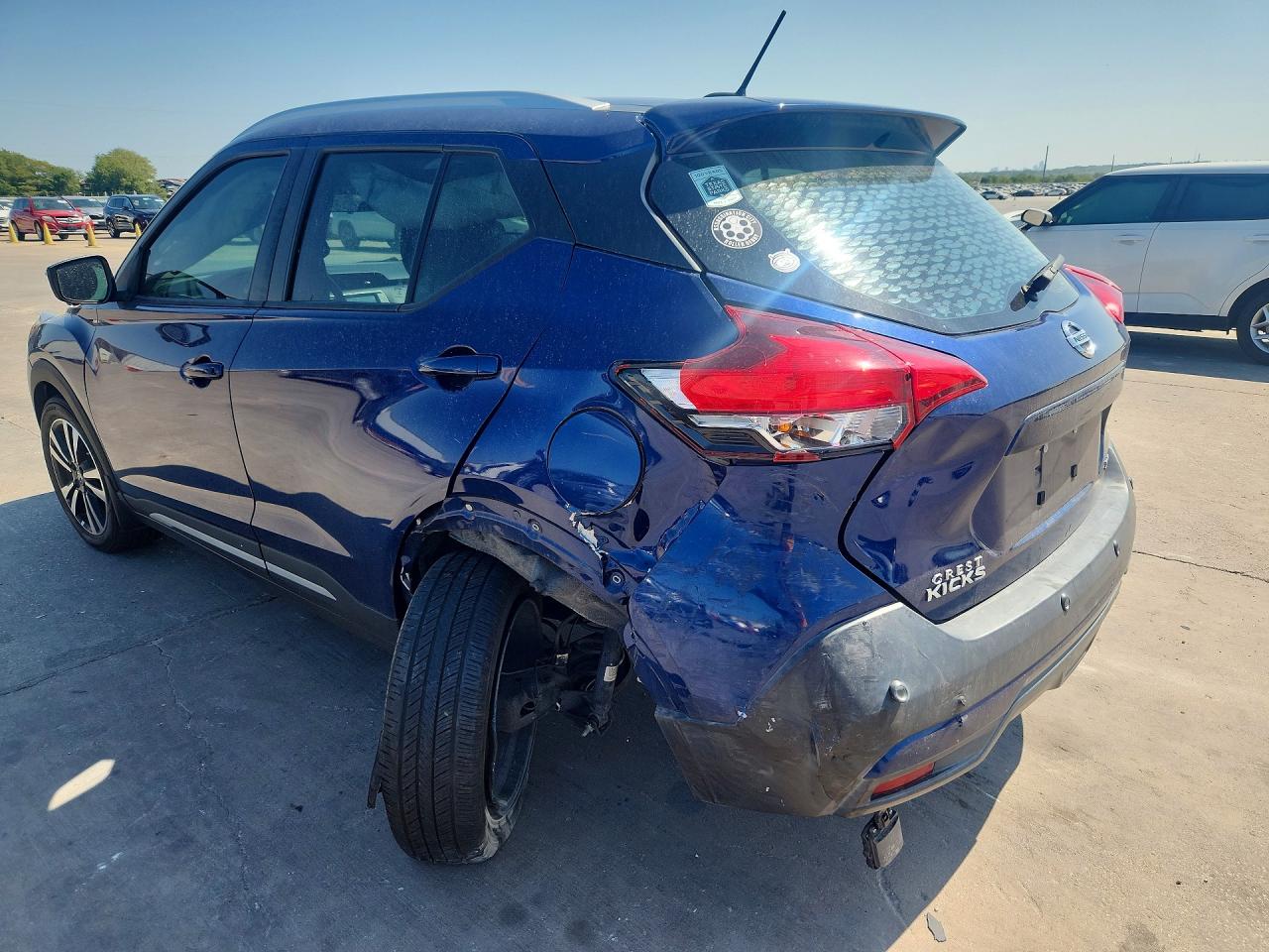 2020 Nissan Kicks Sr Blue vin: 3N1CP5DV9LL534099