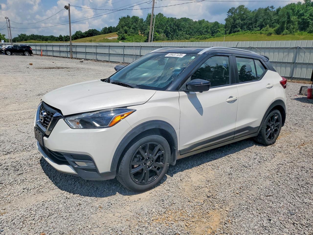 2020 Nissan Kicks Sr White vin: 3N1CP5DVXLL579648