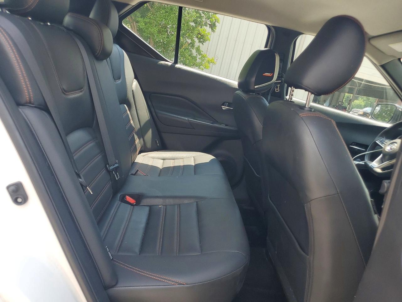 2020 Nissan Kicks Sr White vin: 3N1CP5DVXLL579648