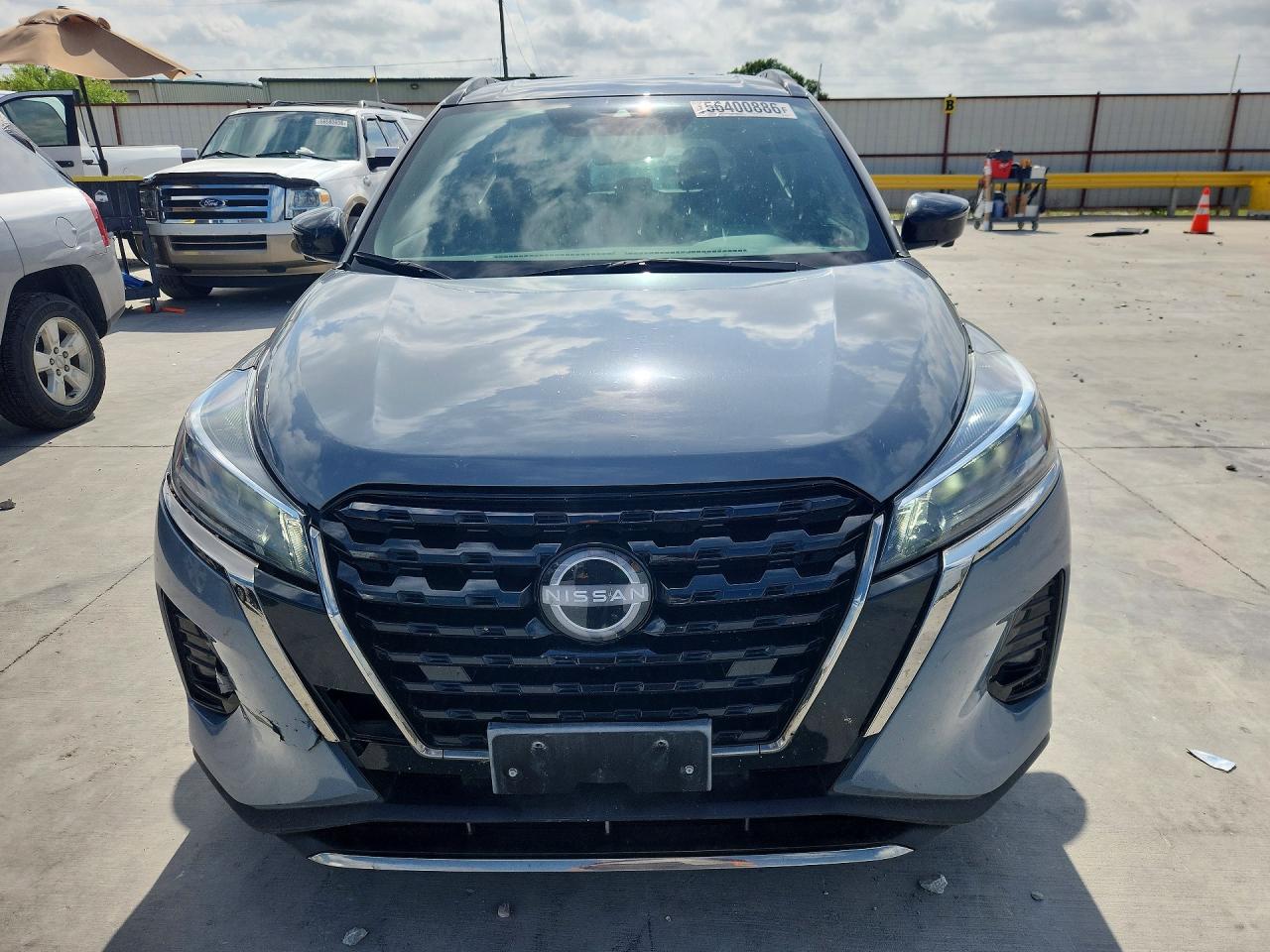2024 Nissan Kicks Sr Серый vin: 3N1CP5DVXRL475279
