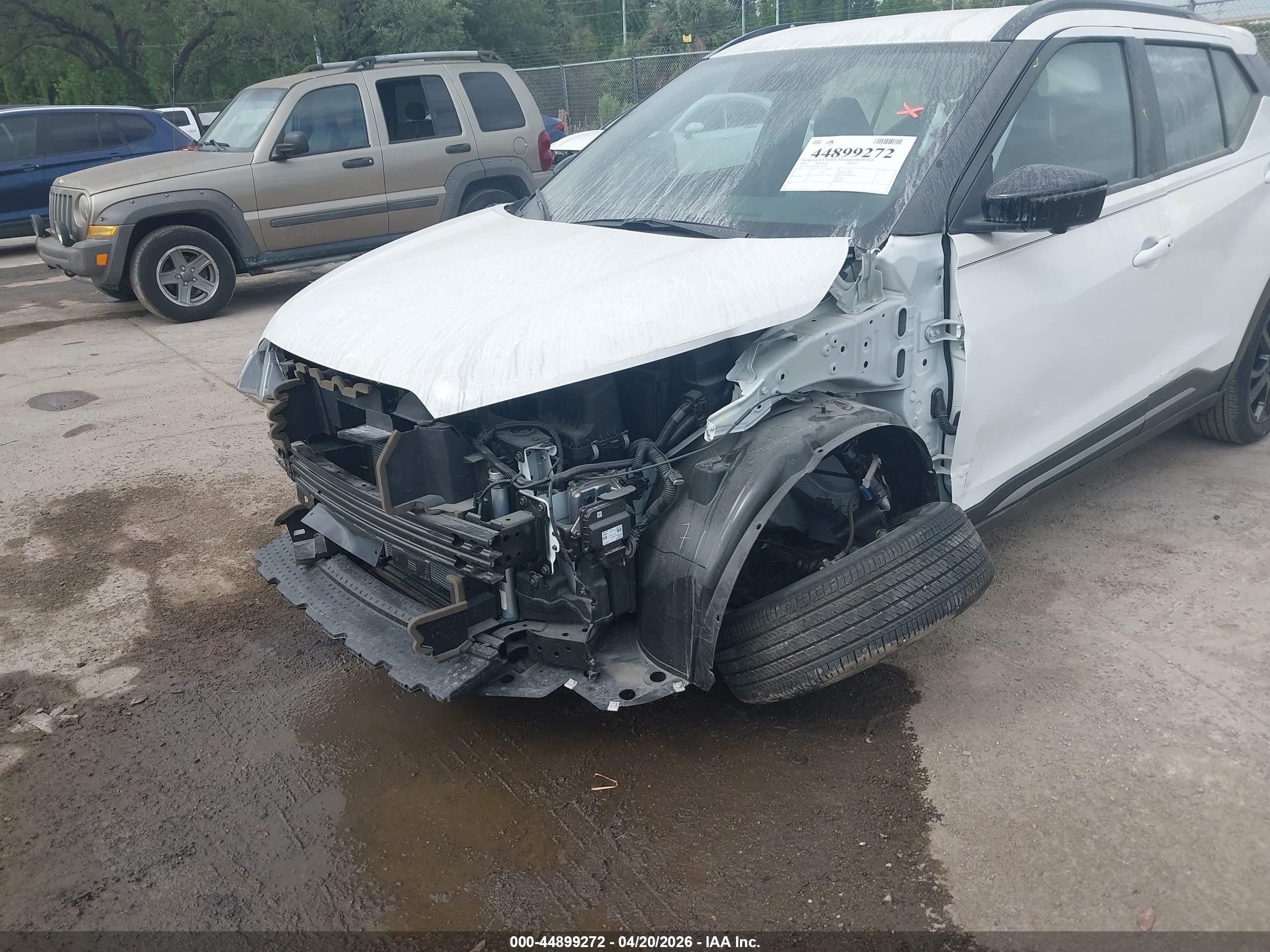 2024 Nissan Kicks Sr Xtronic Cvt White vin: 3N1CP5DVXRL540390