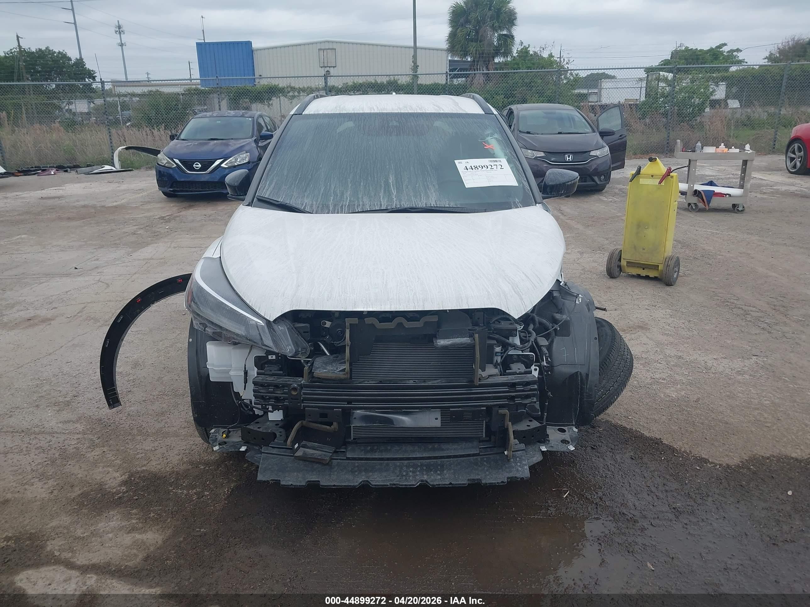 2024 Nissan Kicks Sr Xtronic Cvt White vin: 3N1CP5DVXRL540390