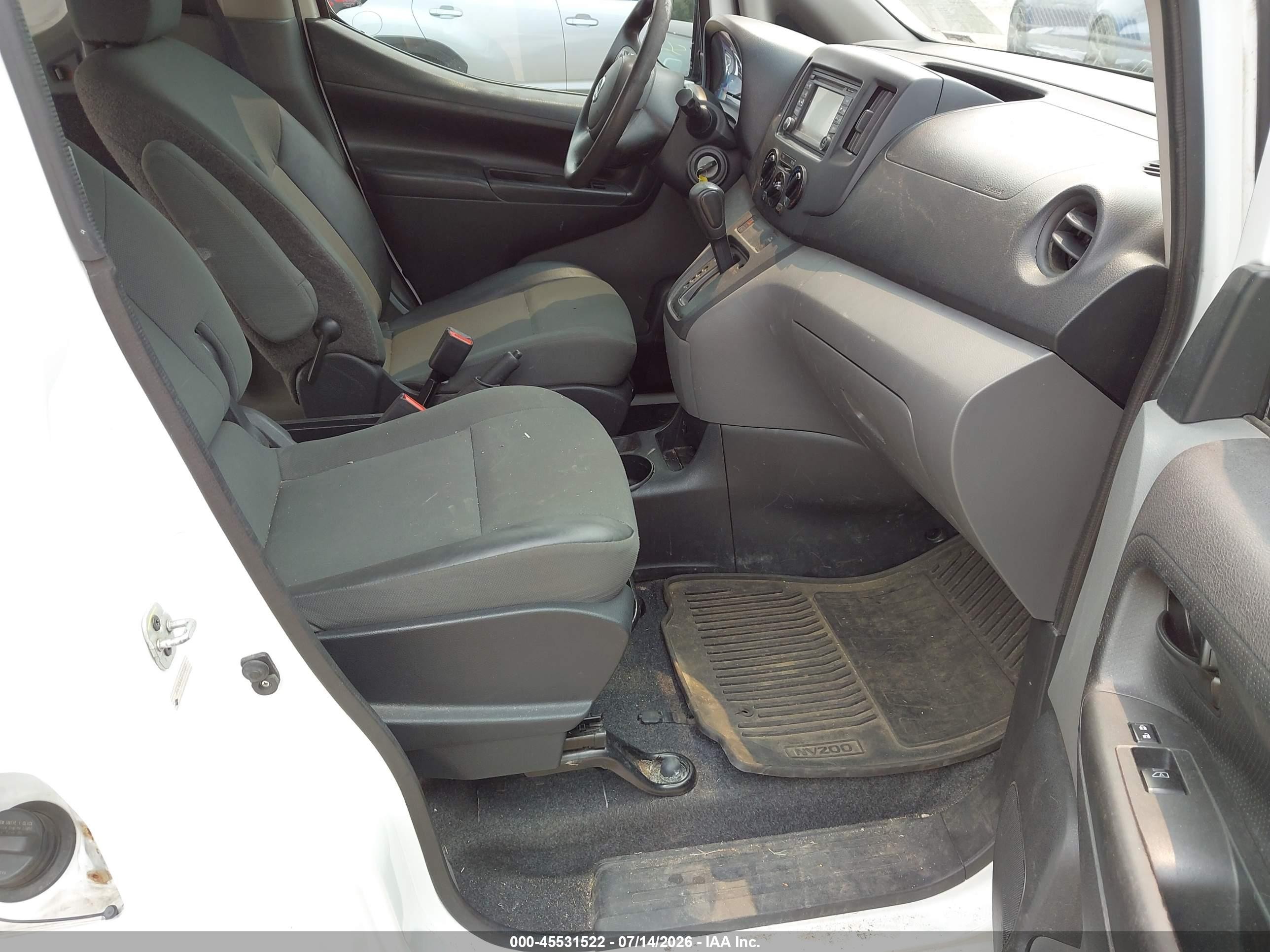 2013 Nissan Nv200 Sv White vin: 3N6CM0KN0DK695957