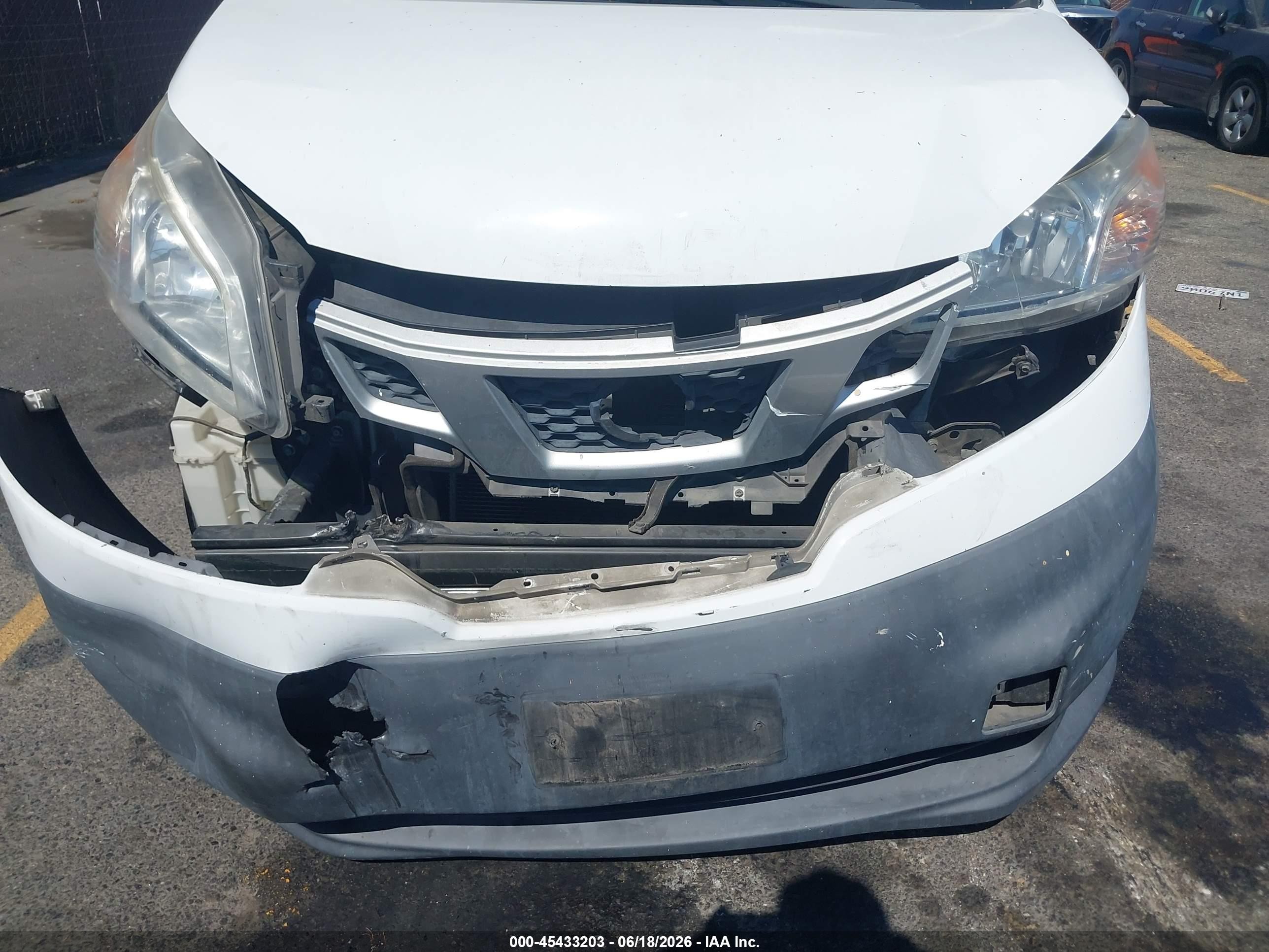 2013 Nissan Nv200 Sv Белый vin: 3N6CM0KN0DK697093