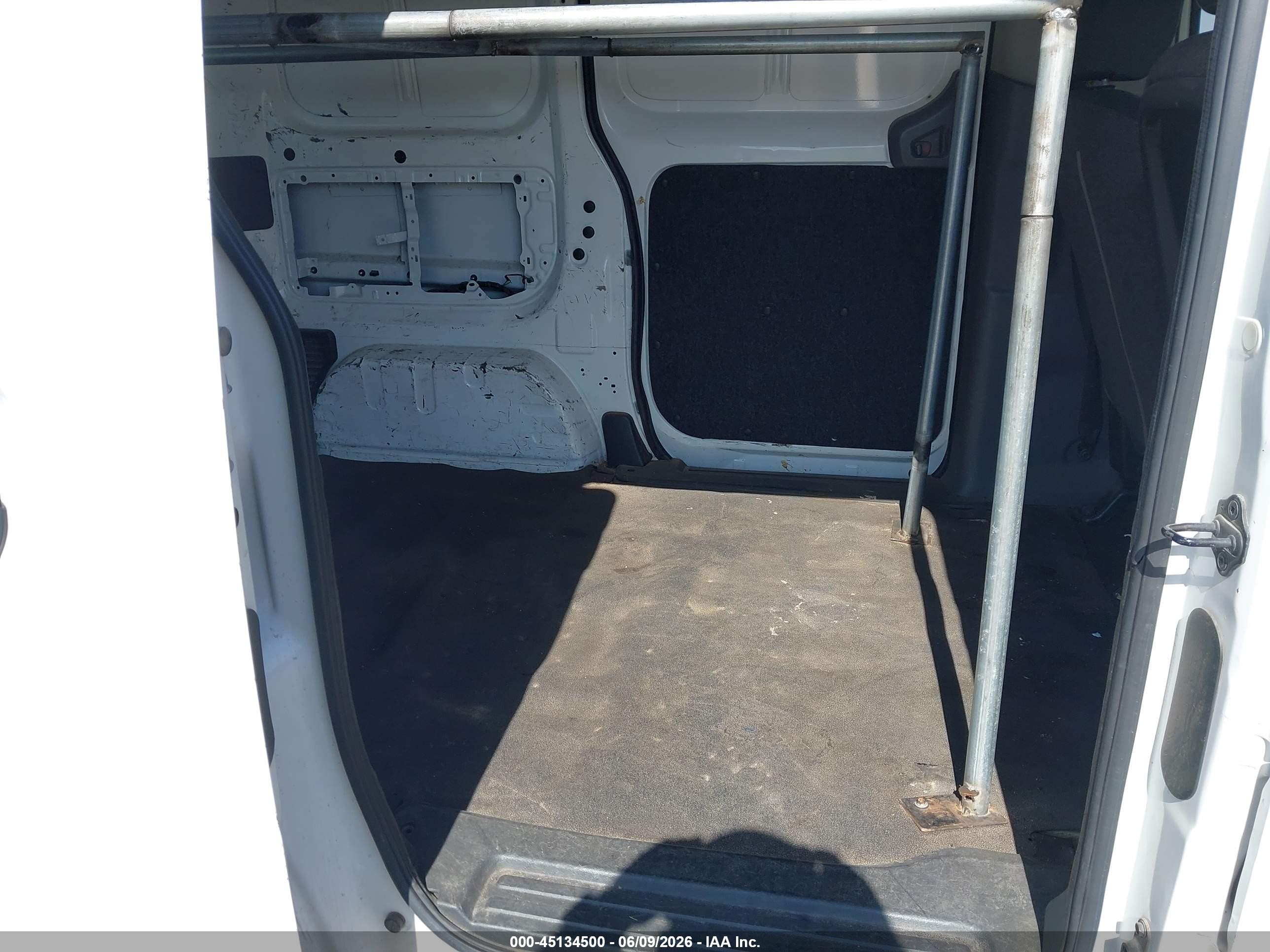 2014 Nissan Nv200 S White vin: 3N6CM0KN0EK692185