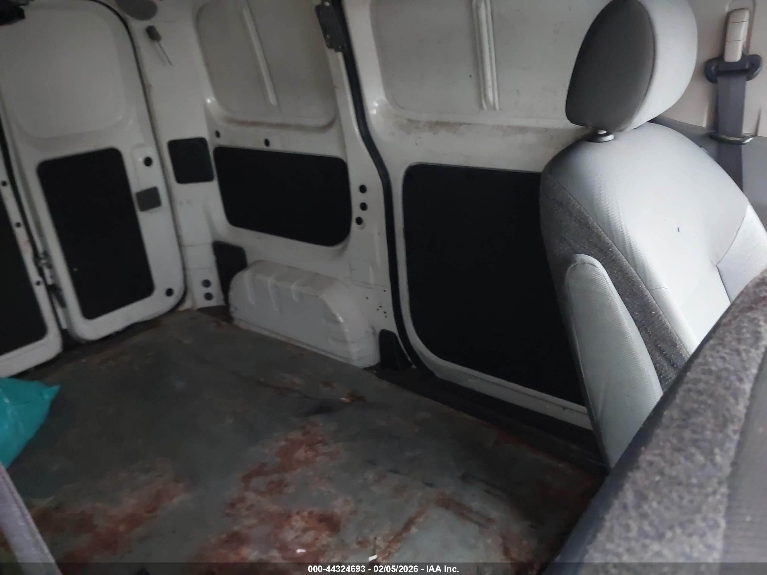 2014 Nissan Nv200 S White vin: 3N6CM0KN0EK692557