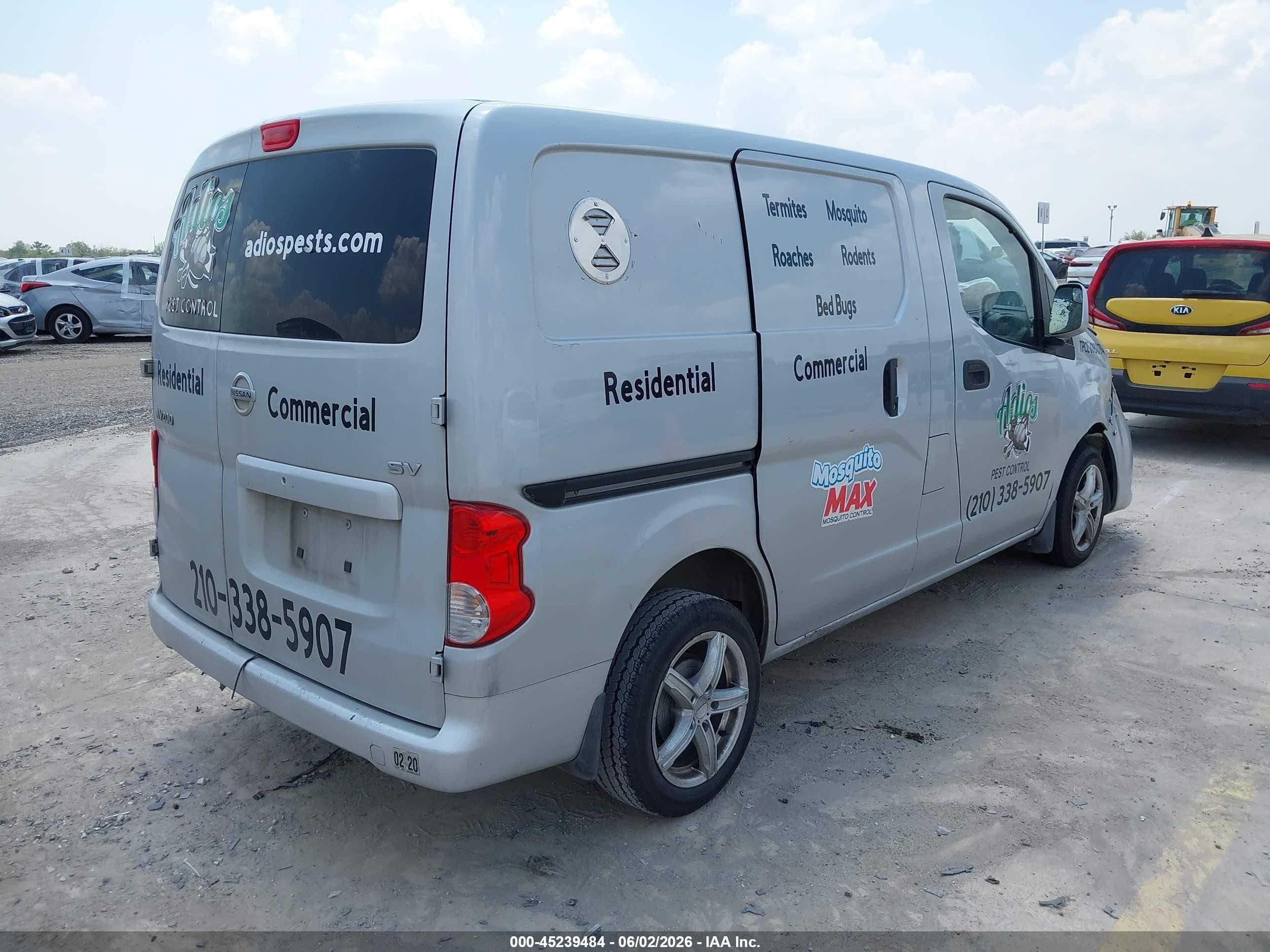 2014 Nissan Nv200 Sv Silver vin: 3N6CM0KN0EK692820