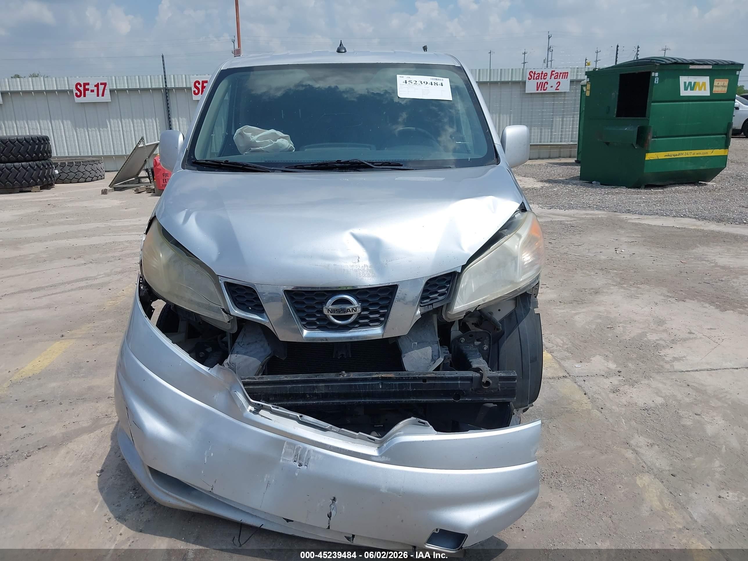 2014 Nissan Nv200 Sv Silver vin: 3N6CM0KN0EK692820
