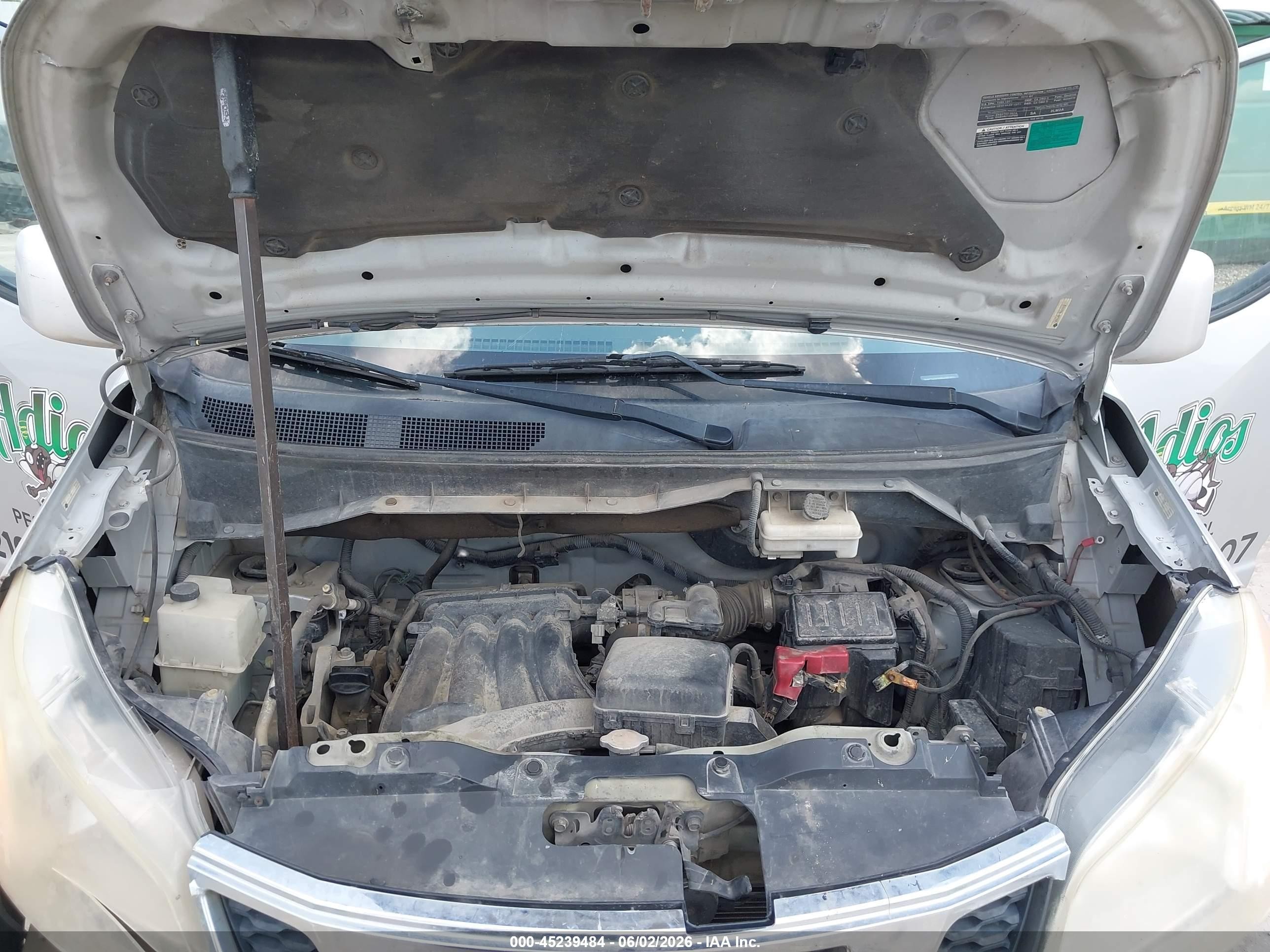 2014 Nissan Nv200 Sv Silver vin: 3N6CM0KN0EK692820