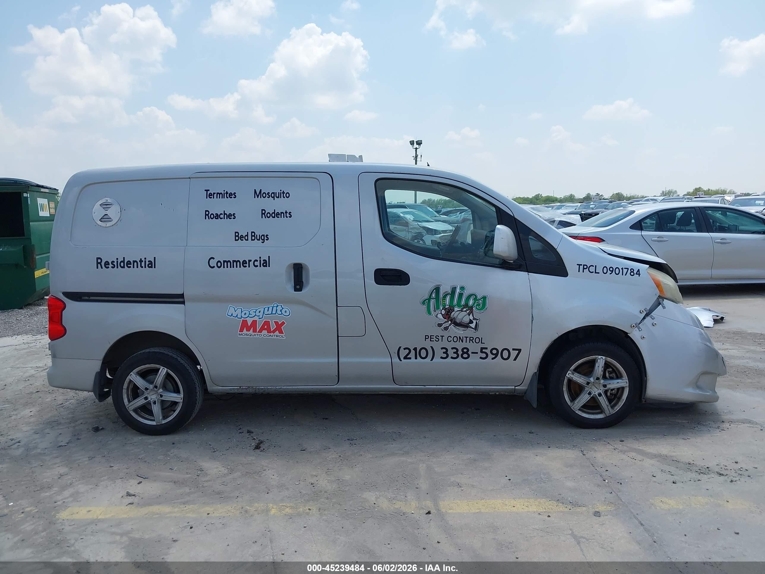 2014 Nissan Nv200 Sv Silver vin: 3N6CM0KN0EK692820