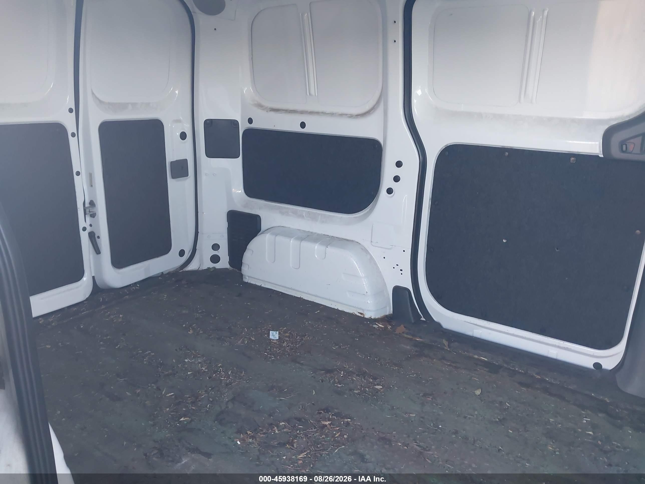 2014 Nissan Nv200 Sv White vin: 3N6CM0KN0EK694597