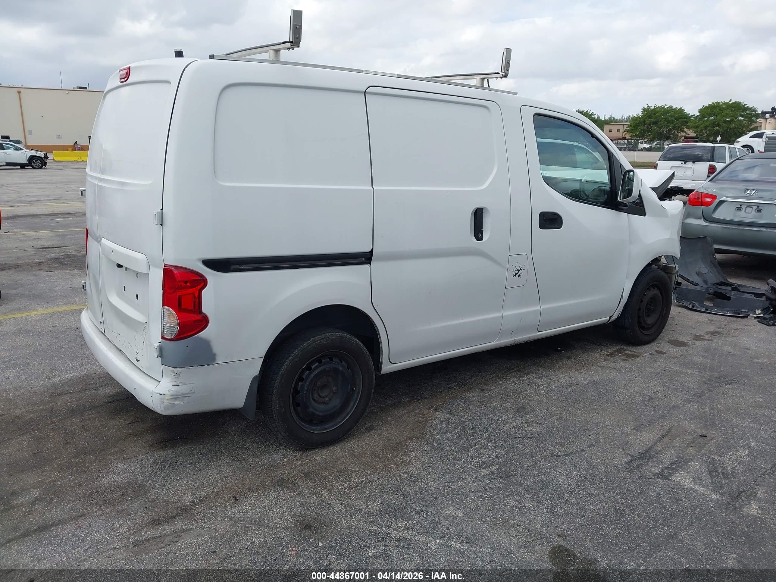 2015 Nissan Nv200 Sv White vin: 3N6CM0KN0FK695458