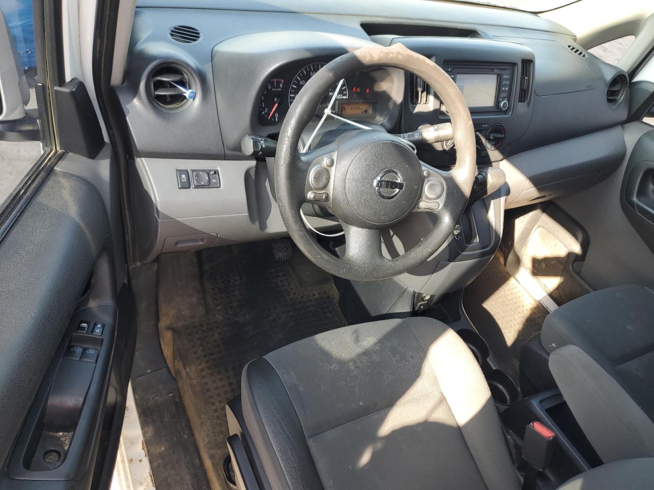 2015 Nissan Nv200 2.5s White vin: 3N6CM0KN0FK697534