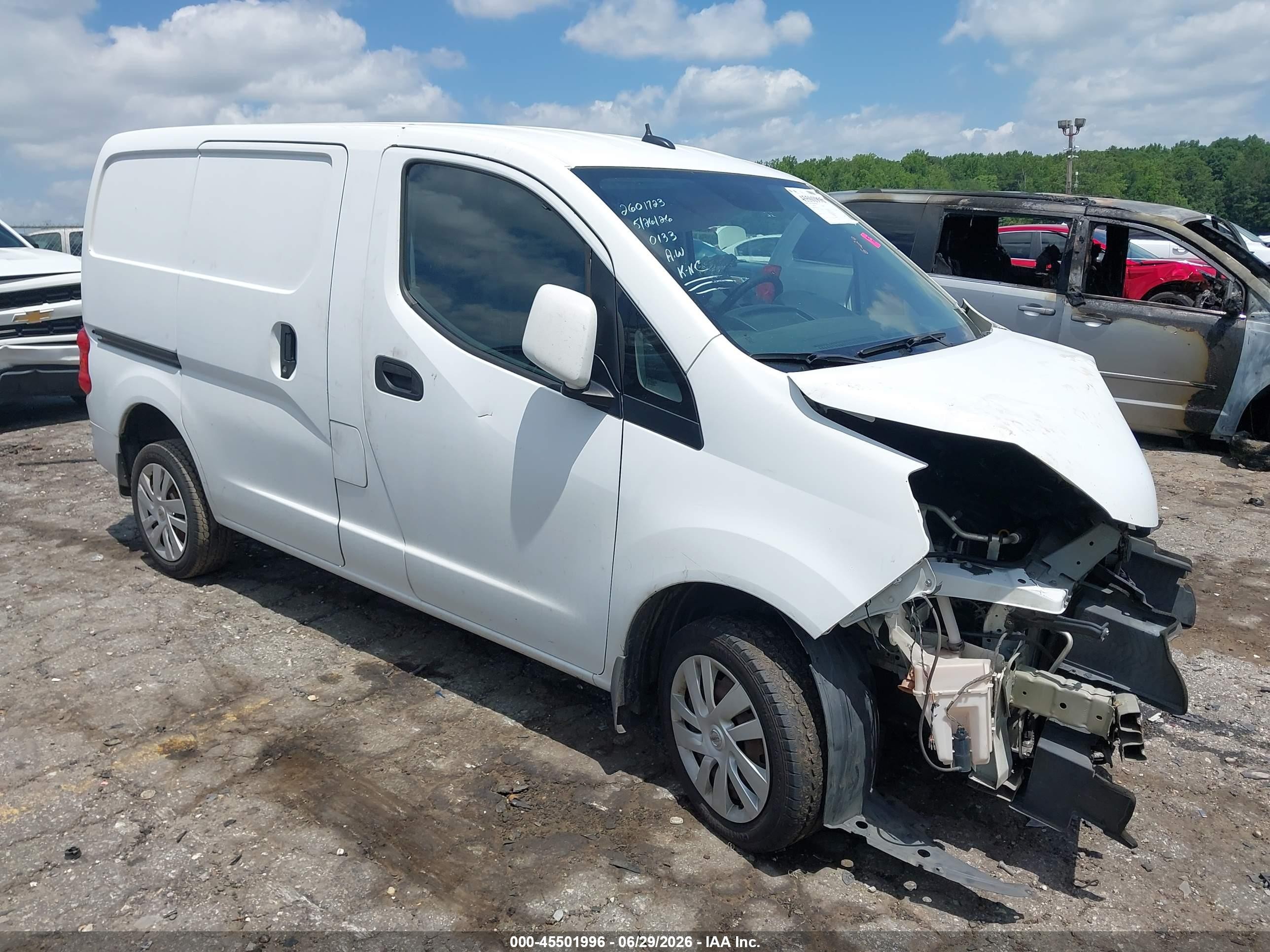 2015 Nissan Nv200 Sv Белый vin: 3N6CM0KN0FK720133